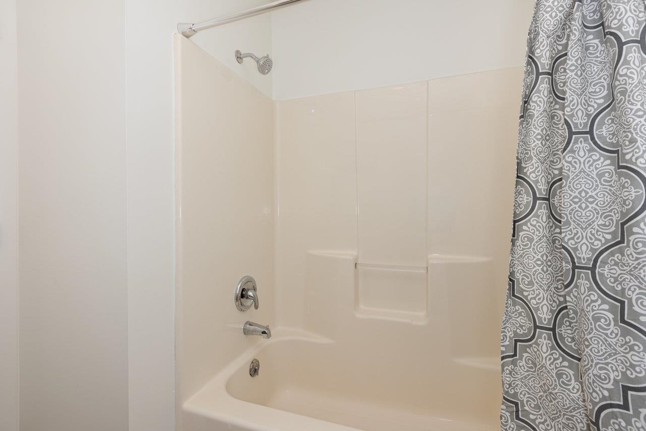 104 RIVER RUN CIR, WAYNESBORO, Virginia 22980, 2 Bedrooms Bedrooms, ,1 BathroomBathrooms,Residential,104 RIVER RUN CIR,666256 MLS # 666256