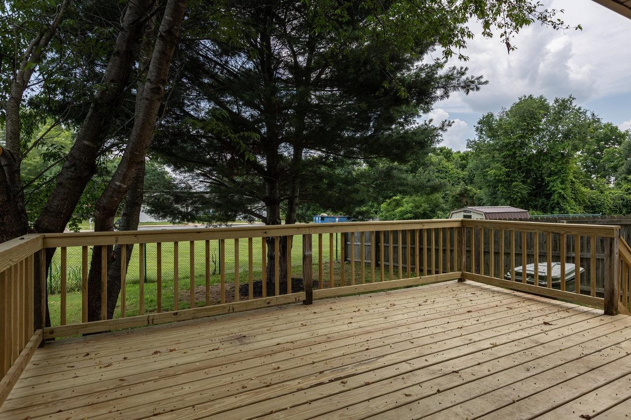 104 RIVER RUN CIR, WAYNESBORO, Virginia 22980, 2 Bedrooms Bedrooms, ,1 BathroomBathrooms,Residential,104 RIVER RUN CIR,666256 MLS # 666256