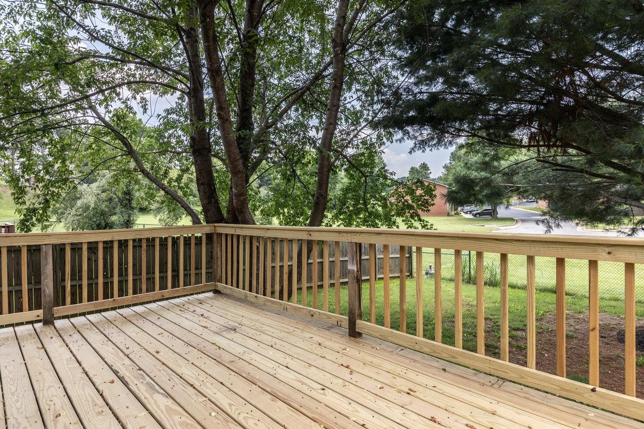 104 RIVER RUN CIR, WAYNESBORO, Virginia 22980, 2 Bedrooms Bedrooms, ,1 BathroomBathrooms,Residential,104 RIVER RUN CIR,666256 MLS # 666256