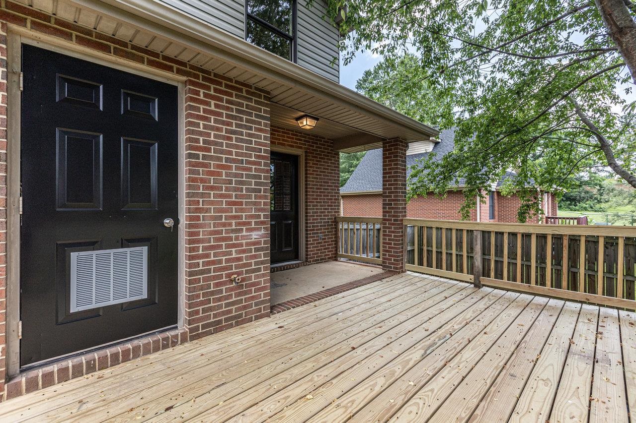 104 RIVER RUN CIR, WAYNESBORO, Virginia 22980, 2 Bedrooms Bedrooms, ,1 BathroomBathrooms,Residential,104 RIVER RUN CIR,666256 MLS # 666256
