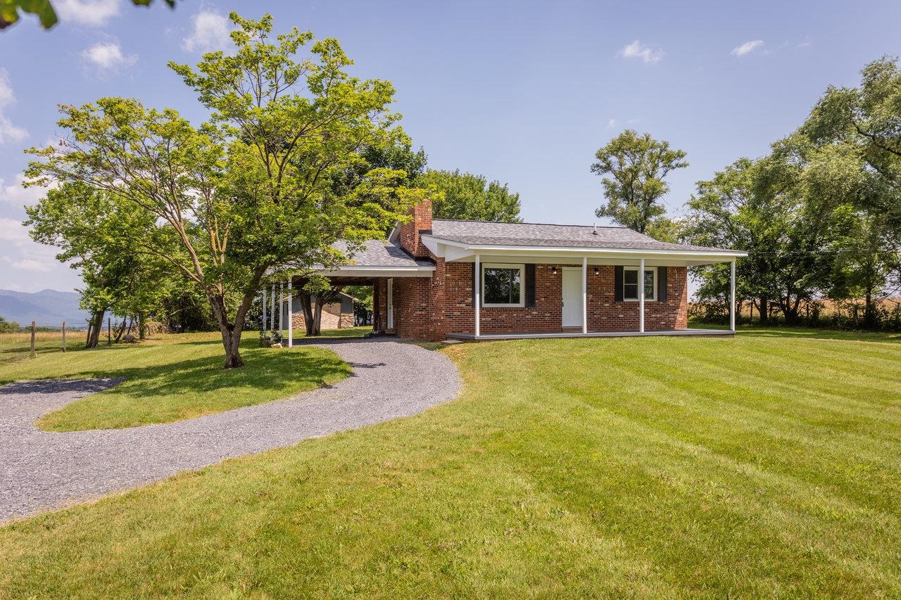 1678 PINEY HILL RD, LURAY, Virginia 22835, 2 Bedrooms Bedrooms, ,1 BathroomBathrooms,Residential,1678 PINEY HILL RD,666262 MLS # 666262