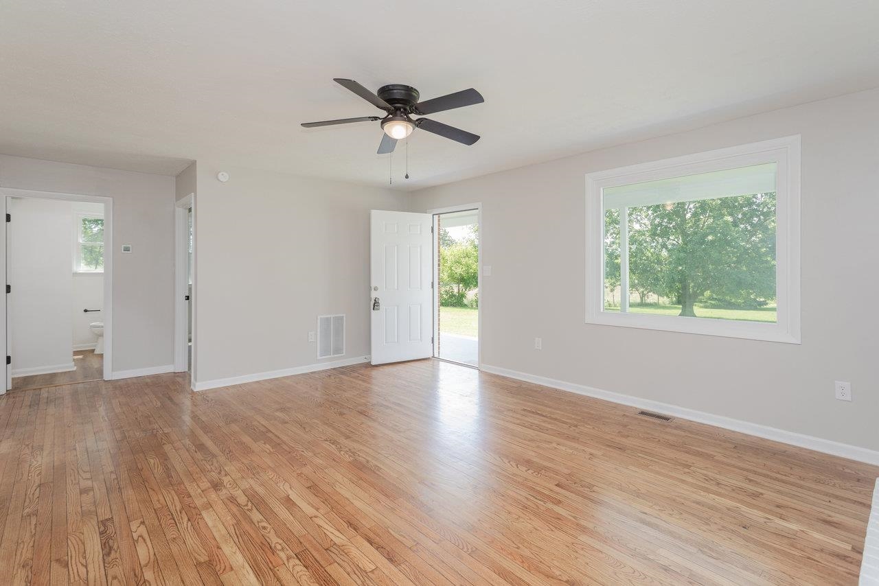 1678 PINEY HILL RD, LURAY, Virginia 22835, 2 Bedrooms Bedrooms, ,1 BathroomBathrooms,Residential,1678 PINEY HILL RD,666262 MLS # 666262