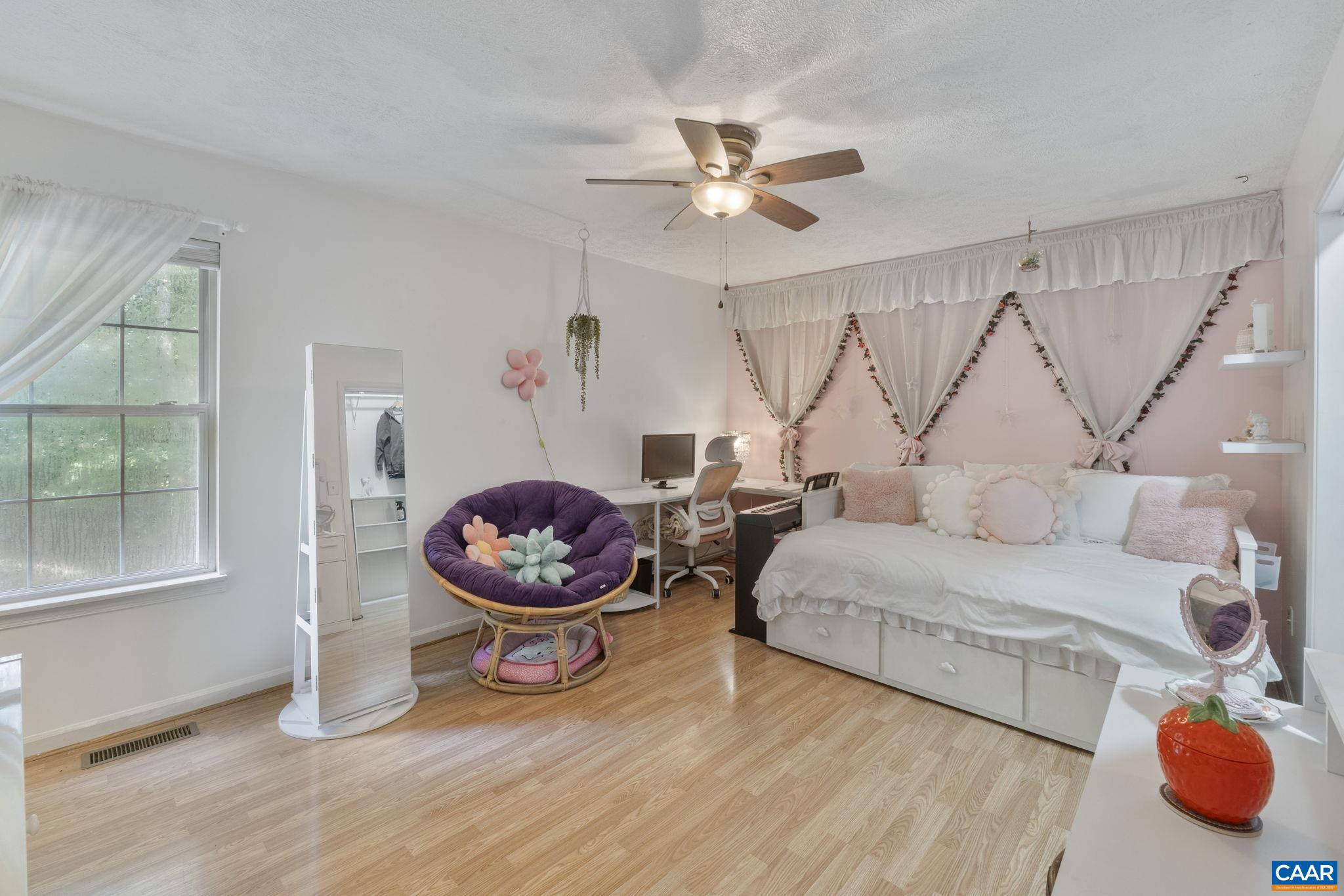 16 EAST POINT RD, PALMYRA, Virginia 22963, 3 Bedrooms Bedrooms, ,3 BathroomsBathrooms,Residential,16 East Point Rd.,16 EAST POINT RD,666263 MLS # 666263