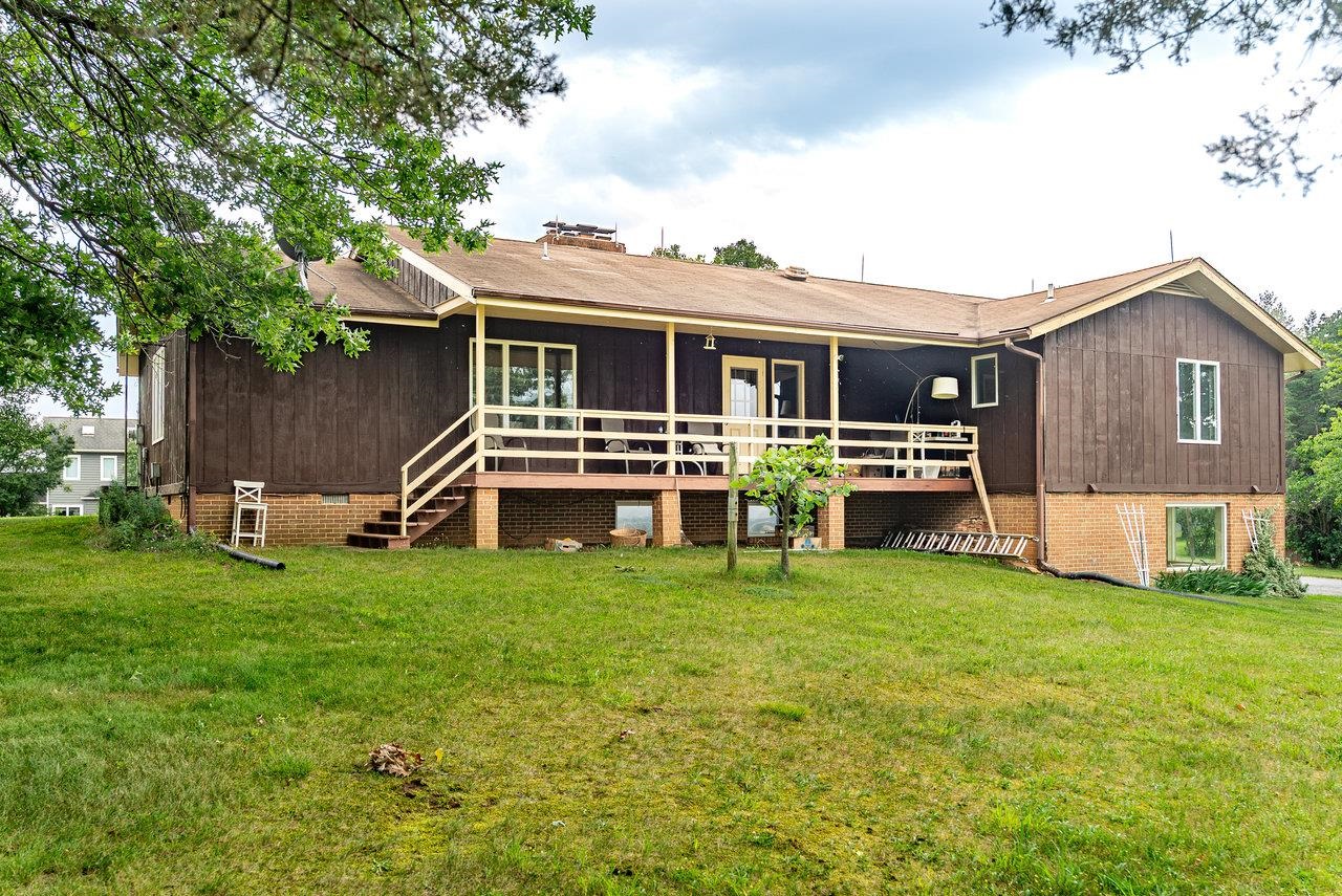 7600 TALL CEDARS LN, BRIDGEWATER, Virginia 22812, 4 Bedrooms Bedrooms, ,3 BathroomsBathrooms,Residential,7600 TALL CEDARS LN,666265 MLS # 666265