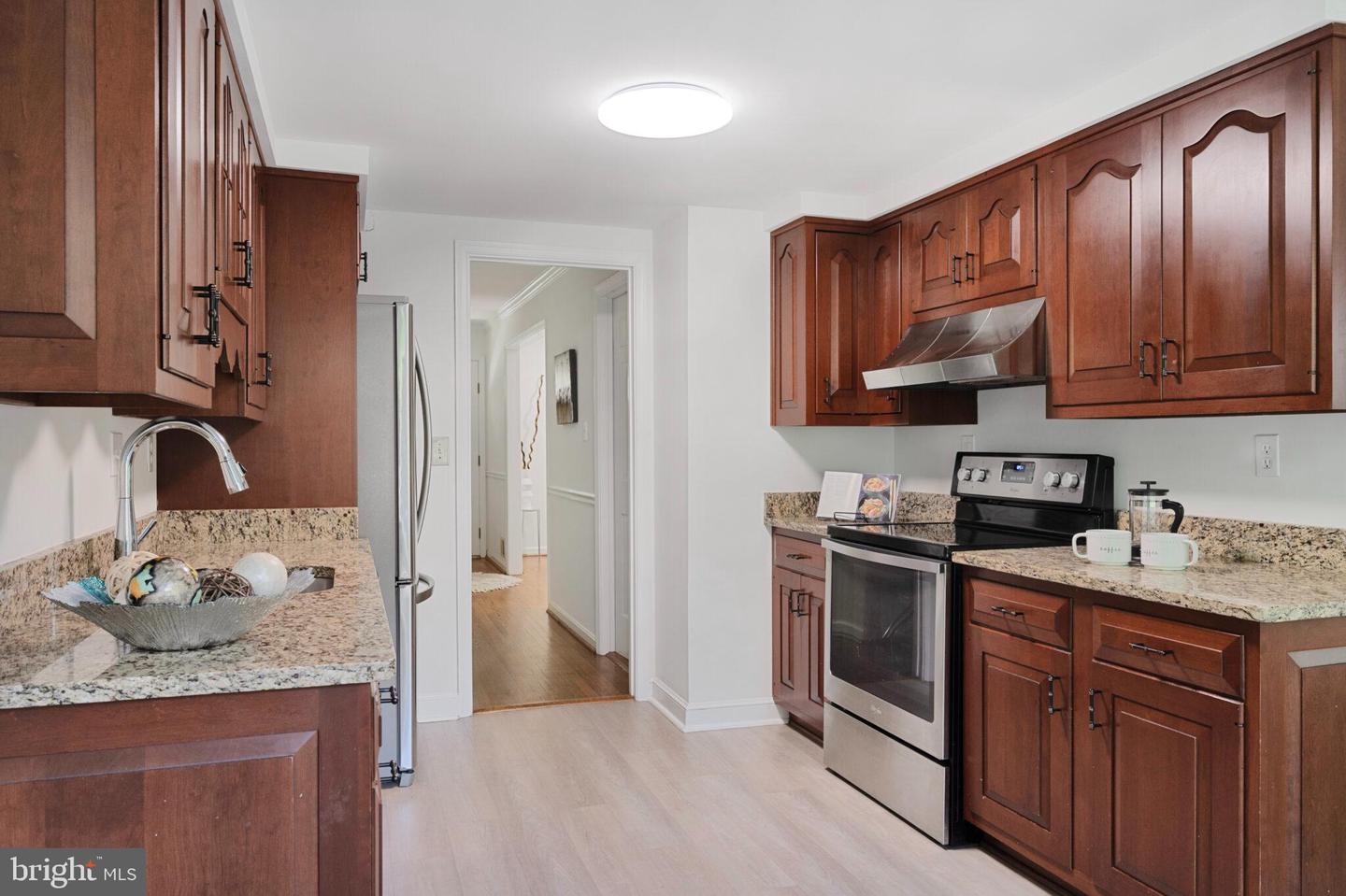 9277 BAILEY LN, FAIRFAX, Virginia 22031, 3 Bedrooms Bedrooms, ,2 BathroomsBathrooms,Residential,For sale,9277 BAILEY LN,VAFX2247006 MLS # VAFX2247006