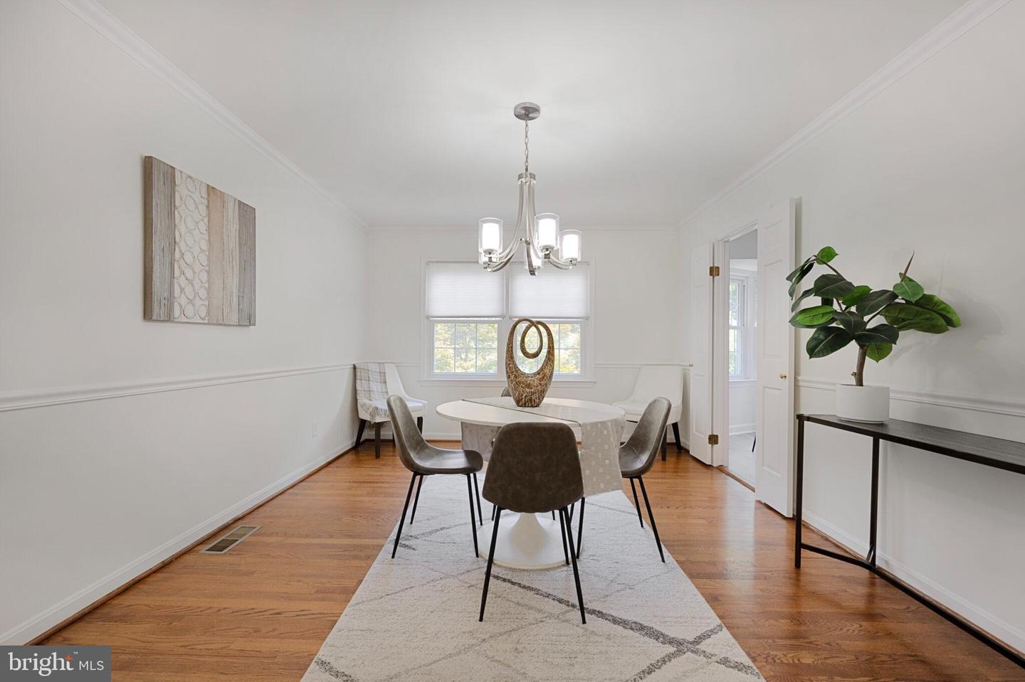 9277 BAILEY LN, FAIRFAX, Virginia 22031, 3 Bedrooms Bedrooms, ,2 BathroomsBathrooms,Residential,For sale,9277 BAILEY LN,VAFX2247006 MLS # VAFX2247006