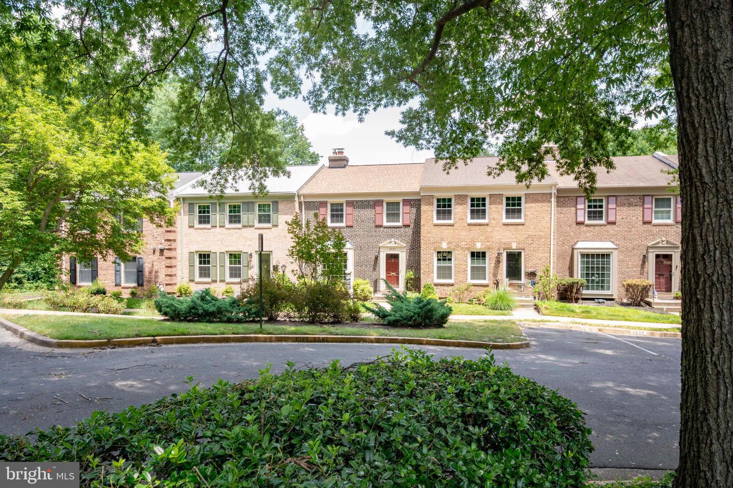 9277 BAILEY LN, FAIRFAX, Virginia 22031, 3 Bedrooms Bedrooms, ,2 BathroomsBathrooms,Residential,For sale,9277 BAILEY LN,VAFX2247006 MLS # VAFX2247006