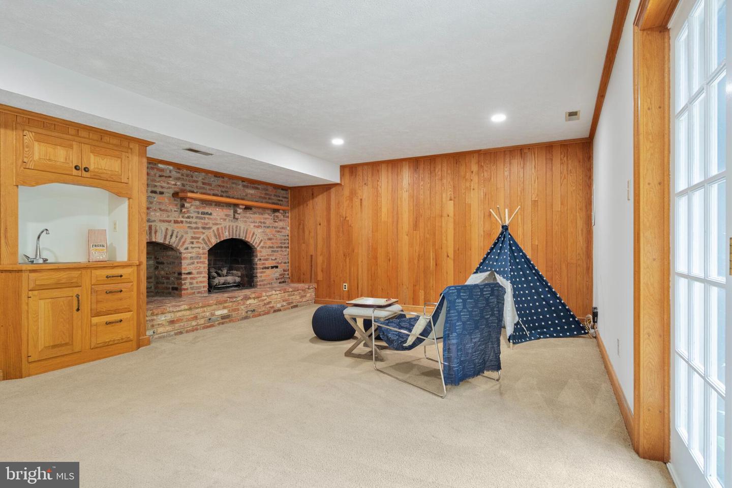9277 BAILEY LN, FAIRFAX, Virginia 22031, 3 Bedrooms Bedrooms, ,2 BathroomsBathrooms,Residential,For sale,9277 BAILEY LN,VAFX2247006 MLS # VAFX2247006