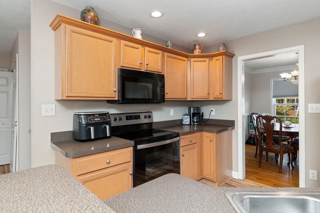 30 BEATRICE CT, FISHERSVILLE, Virginia 22939, 5 Bedrooms Bedrooms, ,3 BathroomsBathrooms,Residential,30 BEATRICE CT,666268 MLS # 666268