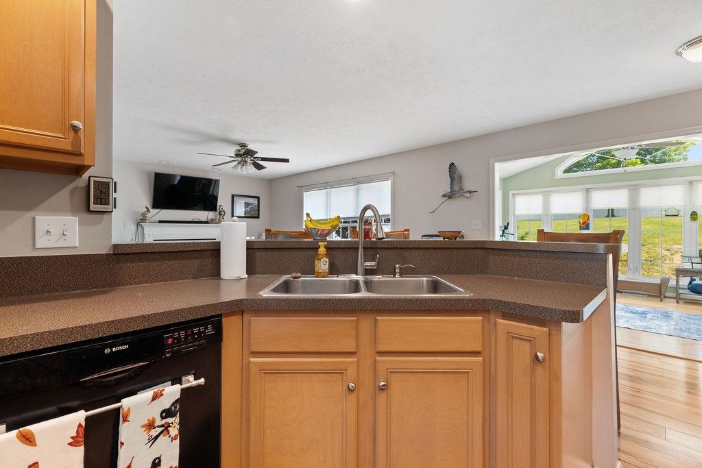 30 BEATRICE CT, FISHERSVILLE, Virginia 22939, 5 Bedrooms Bedrooms, ,3 BathroomsBathrooms,Residential,30 BEATRICE CT,666268 MLS # 666268