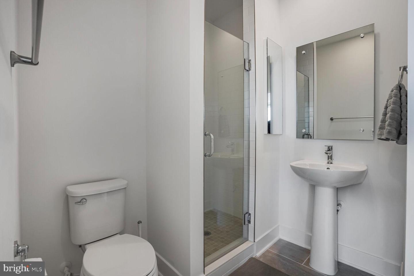 3509 SUTTON HEIGHTS CIR, FAIRFAX, Virginia 22031, 4 Bedrooms Bedrooms, ,3 BathroomsBathrooms,Residential,For sale,3509 SUTTON HEIGHTS CIR,VAFC2006462 MLS # VAFC2006462
