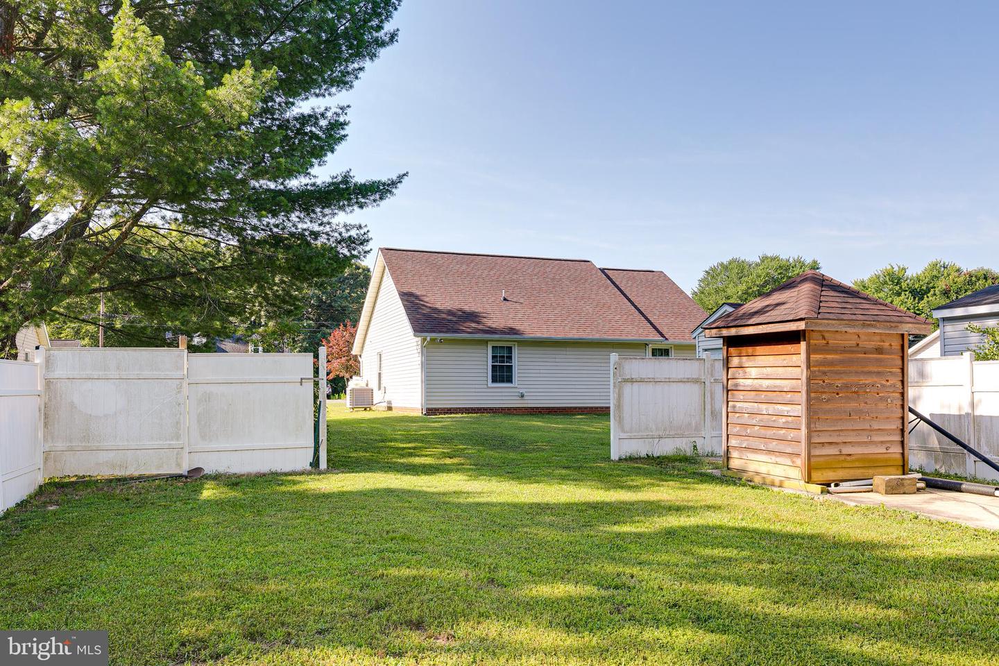 215 MAURY AVE, BOWLING GREEN, Virginia 22427, 2 Bedrooms Bedrooms, ,1 BathroomBathrooms,Residential,For sale,215 MAURY AVE,VACV2008324 MLS # VACV2008324