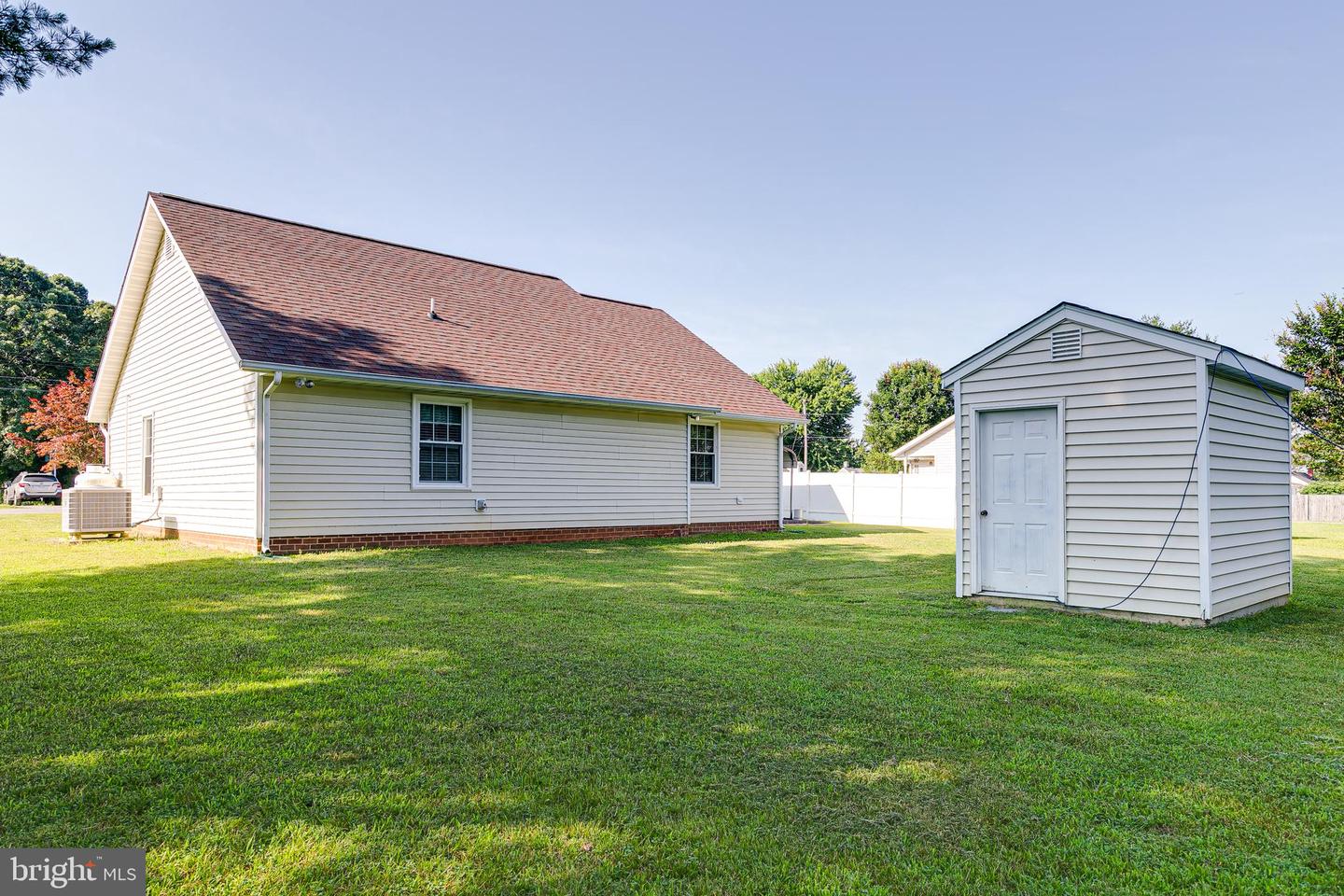 215 MAURY AVE, BOWLING GREEN, Virginia 22427, 2 Bedrooms Bedrooms, ,1 BathroomBathrooms,Residential,For sale,215 MAURY AVE,VACV2008324 MLS # VACV2008324