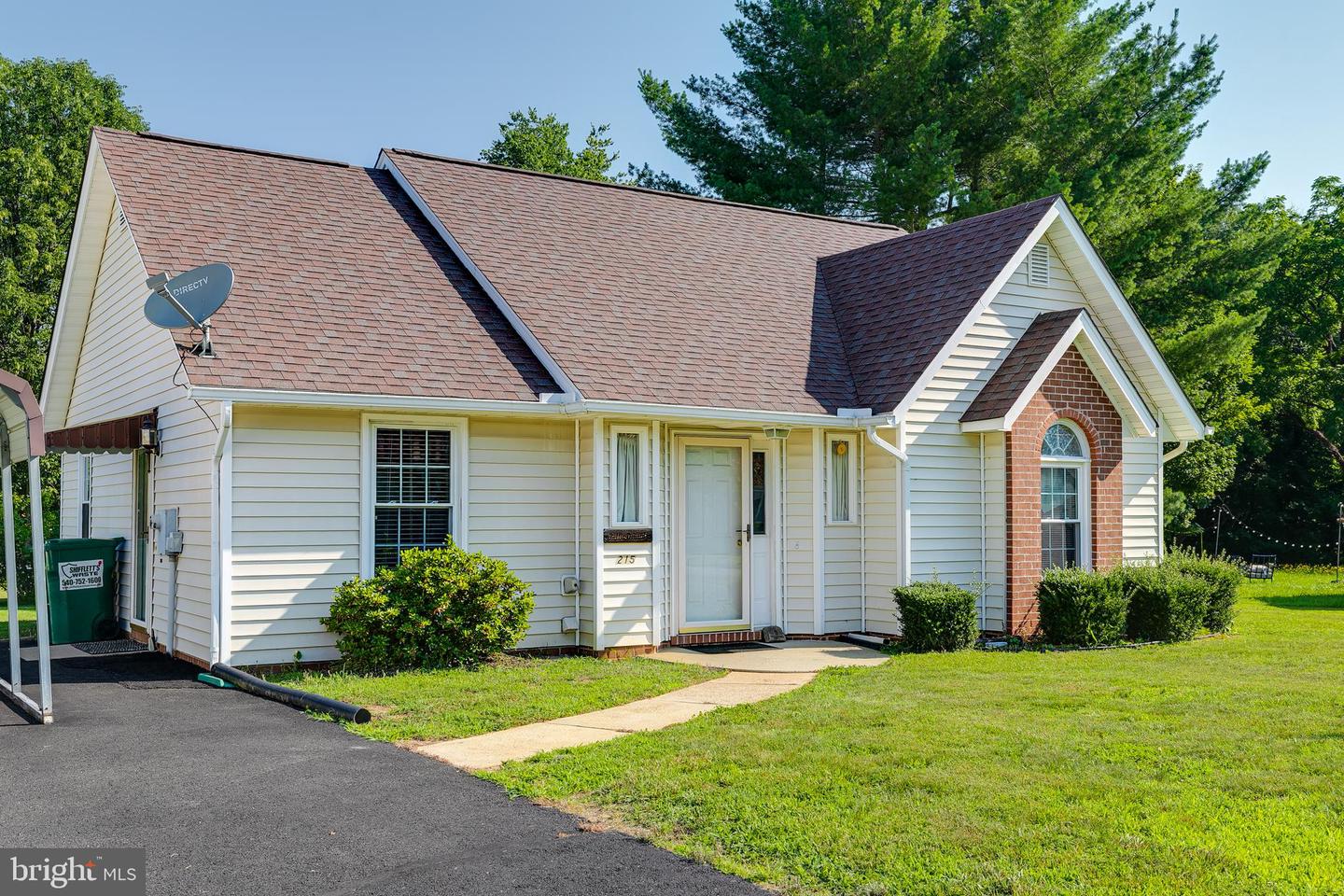 215 MAURY AVE, BOWLING GREEN, Virginia 22427, 2 Bedrooms Bedrooms, ,1 BathroomBathrooms,Residential,For sale,215 MAURY AVE,VACV2008324 MLS # VACV2008324
