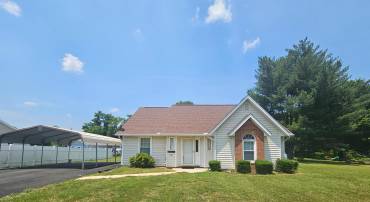 215 MAURY AVE, BOWLING GREEN, Virginia 22427, 2 Bedrooms Bedrooms, ,1 BathroomBathrooms,Residential,For sale,215 MAURY AVE,VACV2008324 MLS # VACV2008324