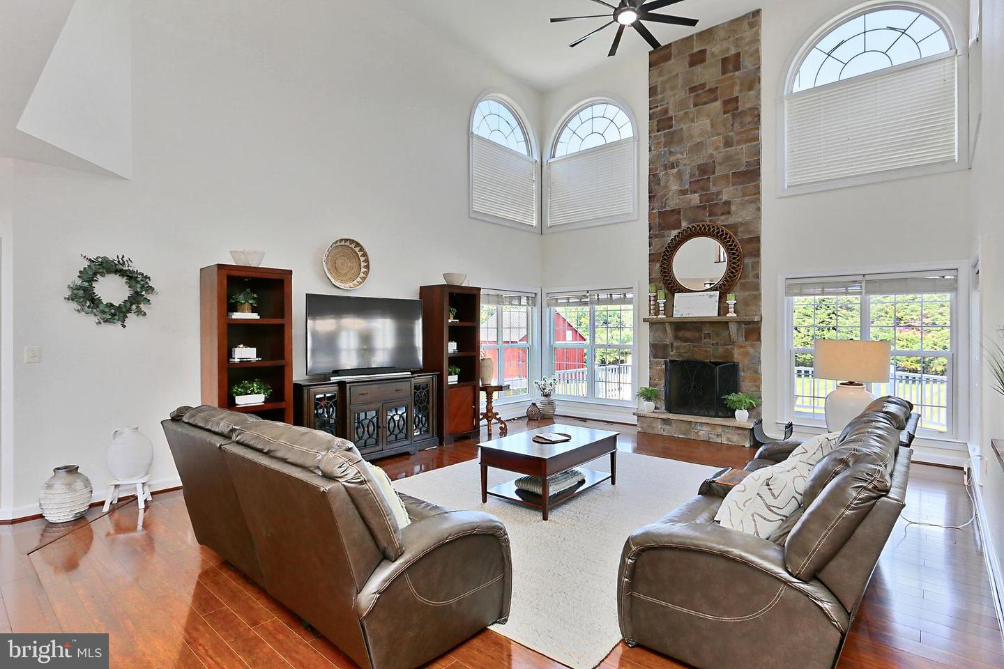14311 PINOT NOIR LN, HILLSBORO, Virginia 20132, 5 Bedrooms Bedrooms, ,4 BathroomsBathrooms,Residential,For sale,14311 PINOT NOIR LN,VALO2099680 MLS # VALO2099680