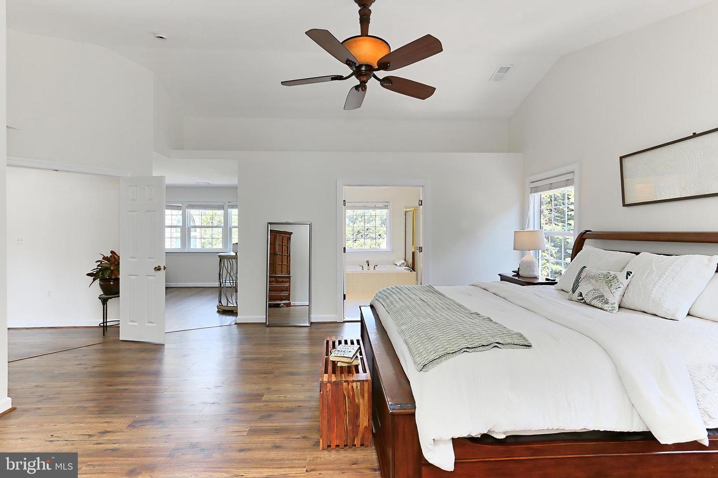 14311 PINOT NOIR LN, HILLSBORO, Virginia 20132, 5 Bedrooms Bedrooms, ,4 BathroomsBathrooms,Residential,For sale,14311 PINOT NOIR LN,VALO2099680 MLS # VALO2099680