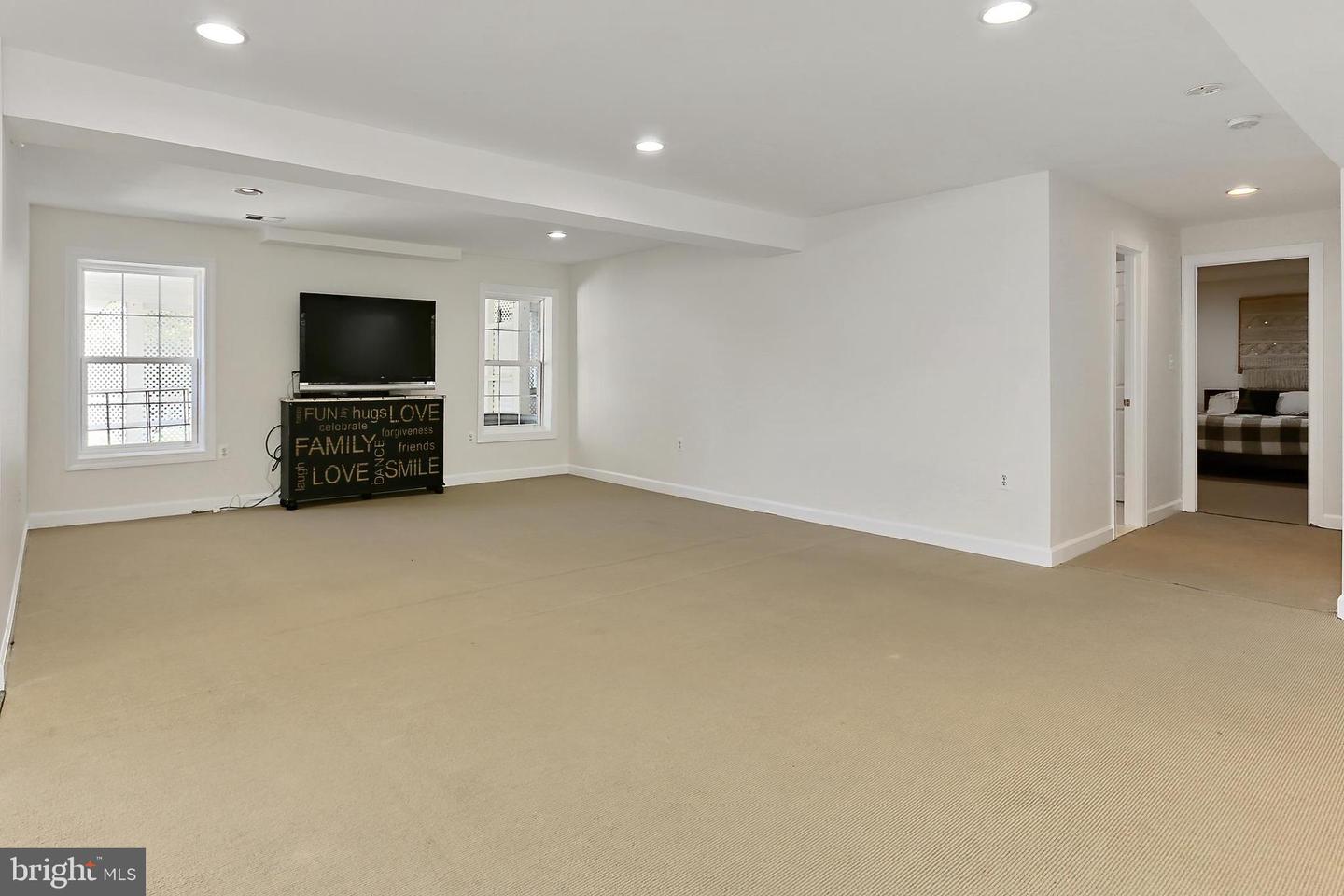 14311 PINOT NOIR LN, HILLSBORO, Virginia 20132, 5 Bedrooms Bedrooms, ,4 BathroomsBathrooms,Residential,For sale,14311 PINOT NOIR LN,VALO2099680 MLS # VALO2099680