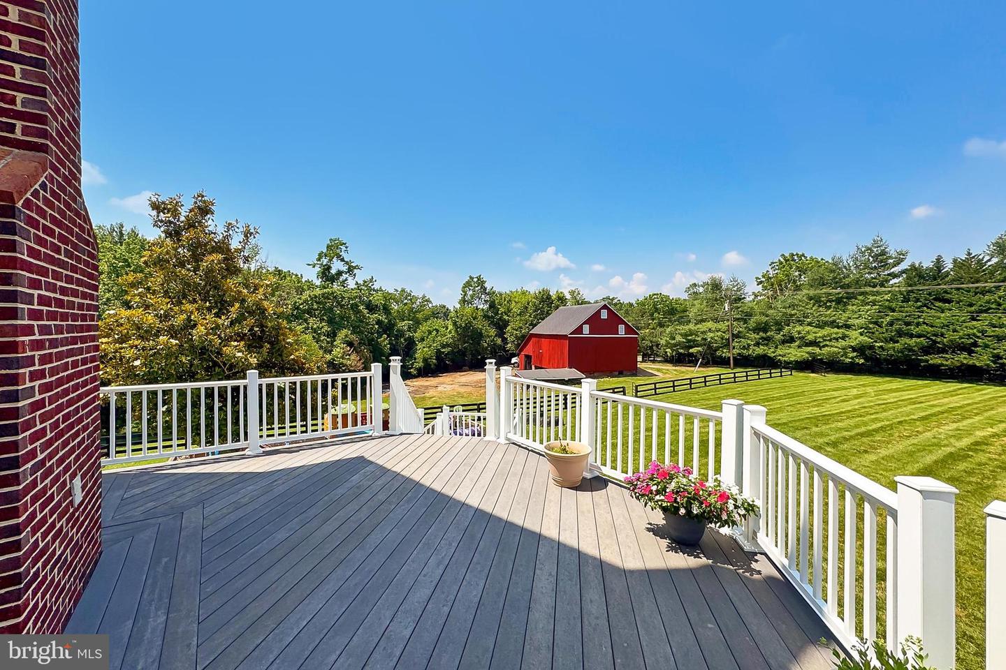 14311 PINOT NOIR LN, HILLSBORO, Virginia 20132, 5 Bedrooms Bedrooms, ,4 BathroomsBathrooms,Residential,For sale,14311 PINOT NOIR LN,VALO2099680 MLS # VALO2099680