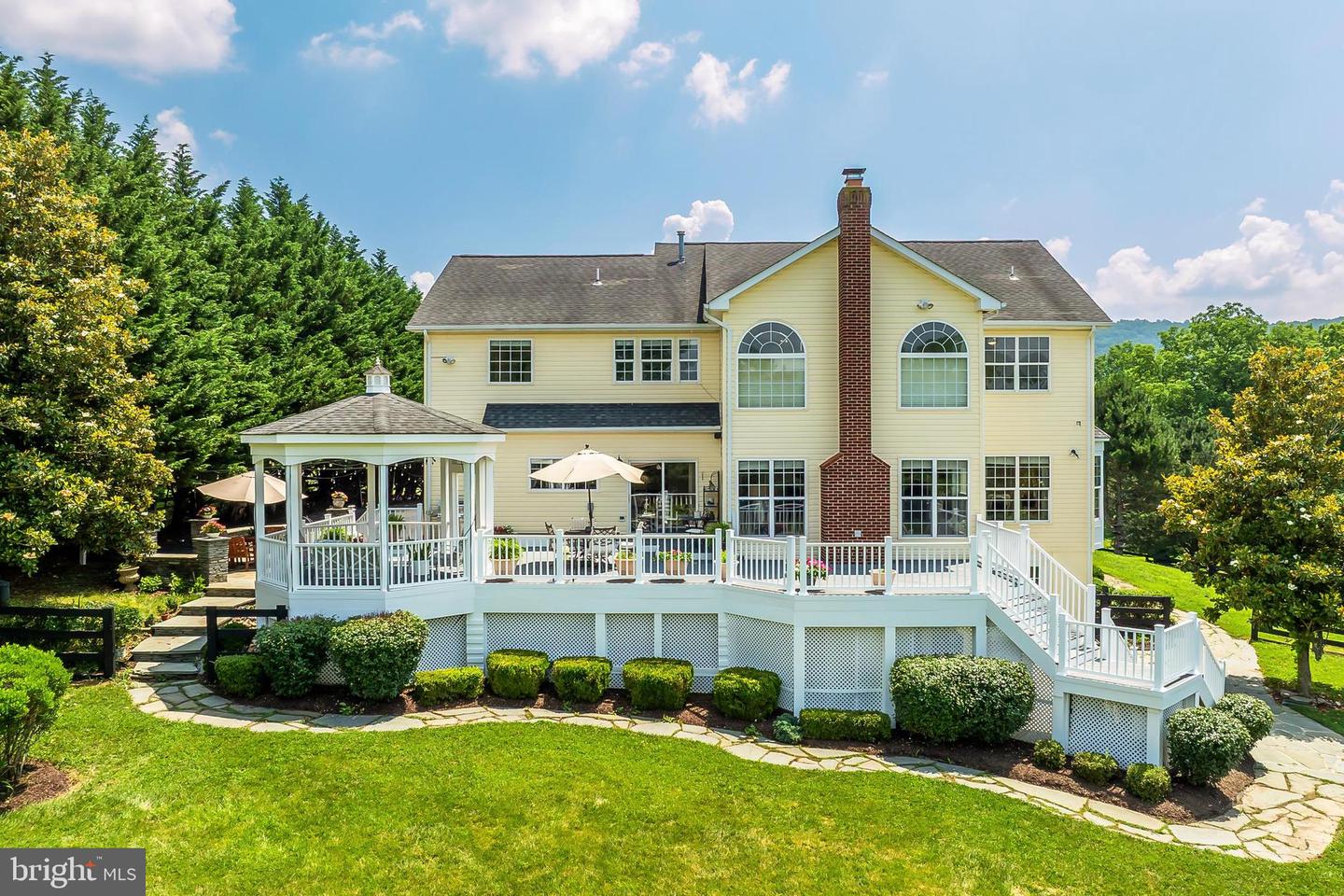 14311 PINOT NOIR LN, HILLSBORO, Virginia 20132, 5 Bedrooms Bedrooms, ,4 BathroomsBathrooms,Residential,For sale,14311 PINOT NOIR LN,VALO2099680 MLS # VALO2099680