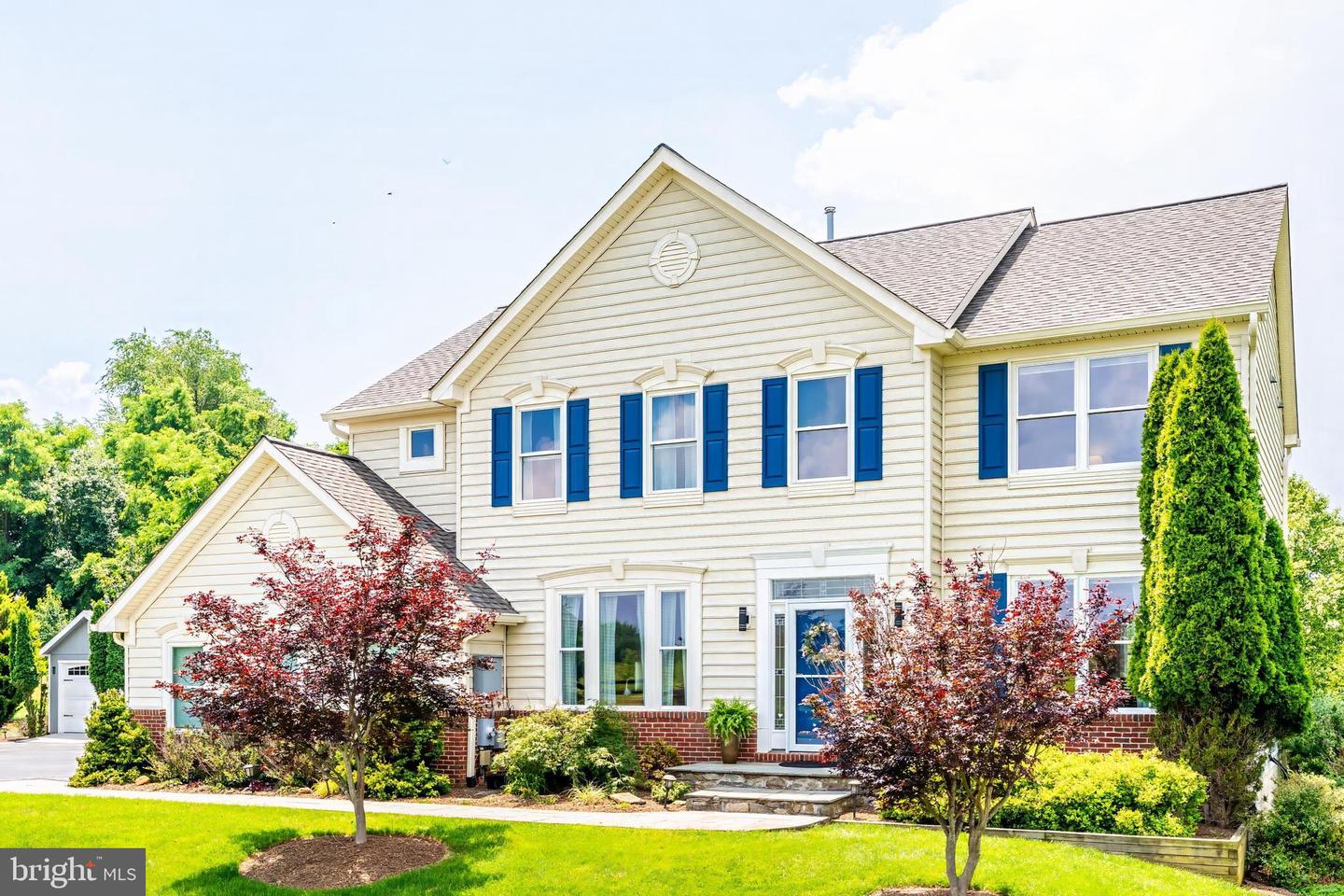 38795 DUTCHMANS KNOLL DR, LOVETTSVILLE, Virginia 20180, 4 Bedrooms Bedrooms, ,4 BathroomsBathrooms,Residential,For sale,38795 DUTCHMANS KNOLL DR,VALO2099688 MLS # VALO2099688