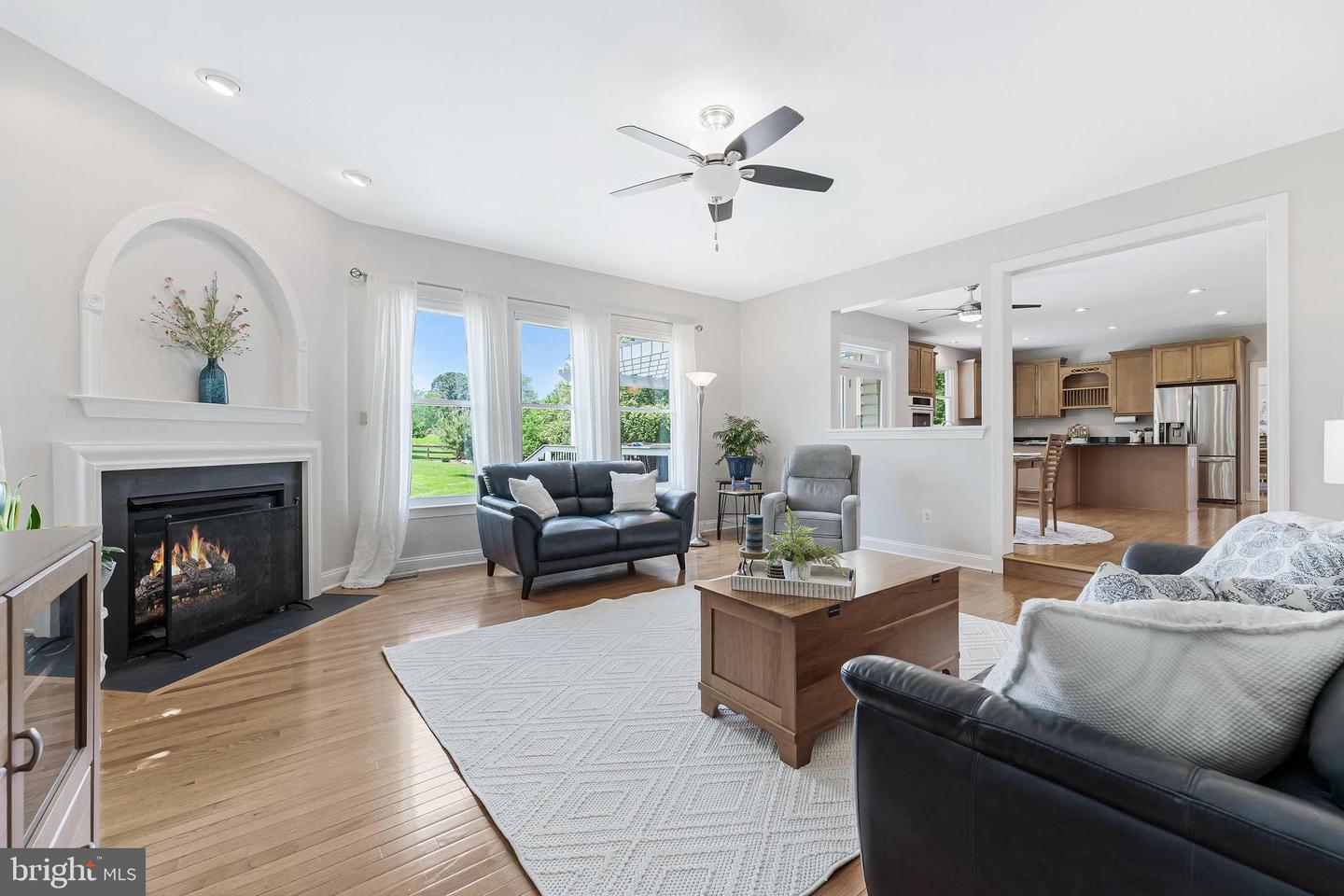 38795 DUTCHMANS KNOLL DR, LOVETTSVILLE, Virginia 20180, 4 Bedrooms Bedrooms, ,4 BathroomsBathrooms,Residential,For sale,38795 DUTCHMANS KNOLL DR,VALO2099688 MLS # VALO2099688