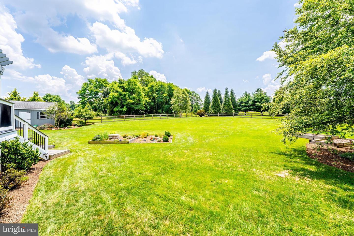 38795 DUTCHMANS KNOLL DR, LOVETTSVILLE, Virginia 20180, 4 Bedrooms Bedrooms, ,4 BathroomsBathrooms,Residential,For sale,38795 DUTCHMANS KNOLL DR,VALO2099688 MLS # VALO2099688