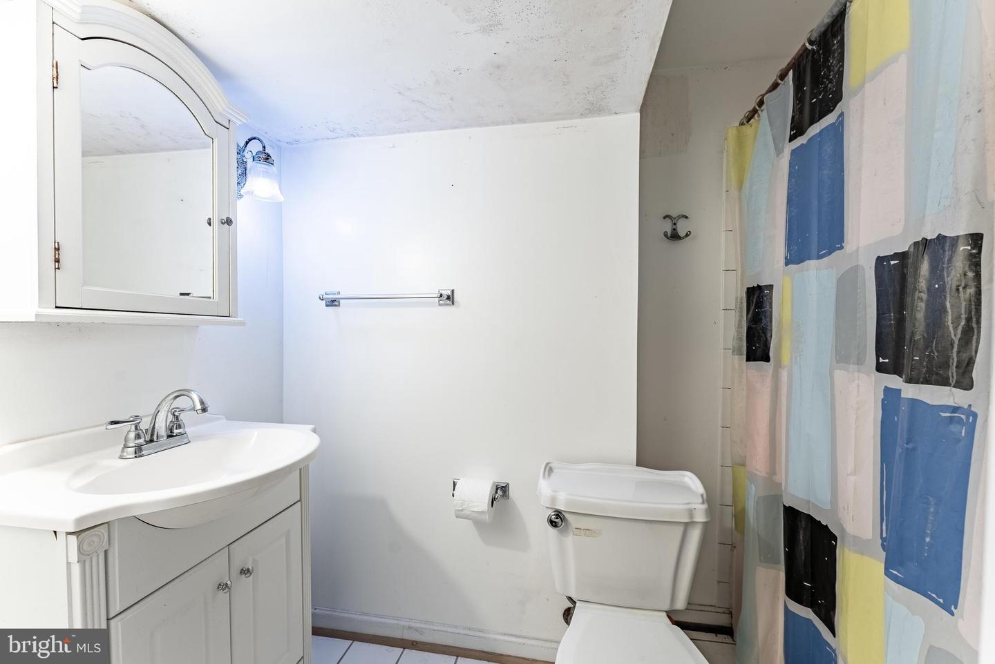 7510 MILWAY DR, ALEXANDRIA, Virginia 22306, 5 Bedrooms Bedrooms, ,3 BathroomsBathrooms,Residential,For sale,7510 MILWAY DR,VAFX2247840 MLS # VAFX2247840