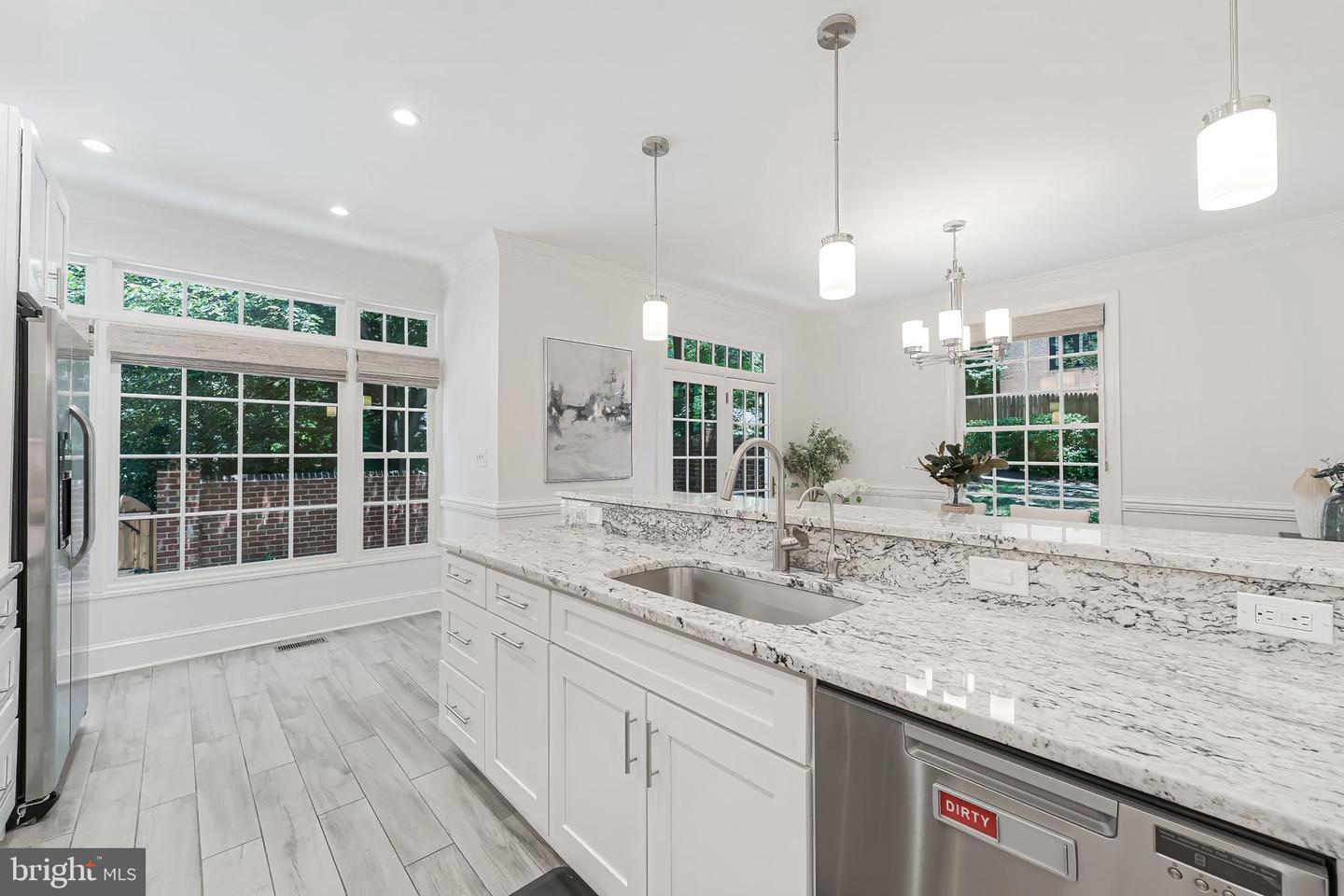 1107 KENSINGTON RD, MCLEAN, Virginia 22101, 3 Bedrooms Bedrooms, ,4 BathroomsBathrooms,Residential,For sale,1107 KENSINGTON RD,VAFX2247938 MLS # VAFX2247938