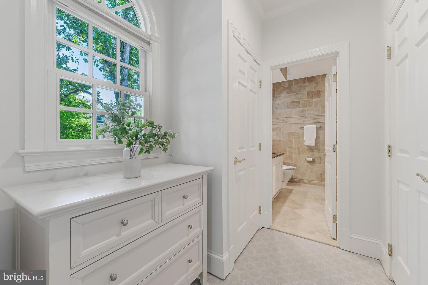1107 KENSINGTON RD, MCLEAN, Virginia 22101, 3 Bedrooms Bedrooms, ,4 BathroomsBathrooms,Residential,For sale,1107 KENSINGTON RD,VAFX2247938 MLS # VAFX2247938