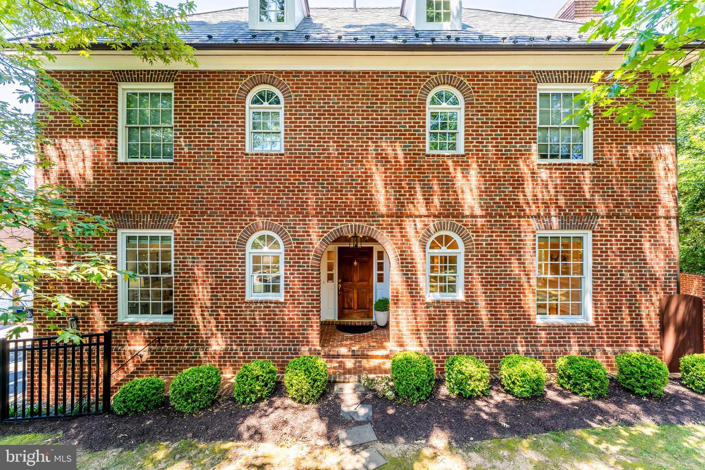 1107 KENSINGTON RD, MCLEAN, Virginia 22101, 3 Bedrooms Bedrooms, ,4 BathroomsBathrooms,Residential,For sale,1107 KENSINGTON RD,VAFX2247938 MLS # VAFX2247938