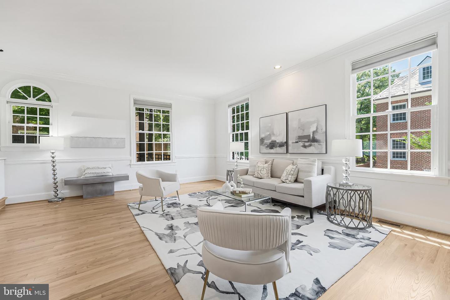 1107 KENSINGTON RD, MCLEAN, Virginia 22101, 3 Bedrooms Bedrooms, ,4 BathroomsBathrooms,Residential,For sale,1107 KENSINGTON RD,VAFX2247938 MLS # VAFX2247938