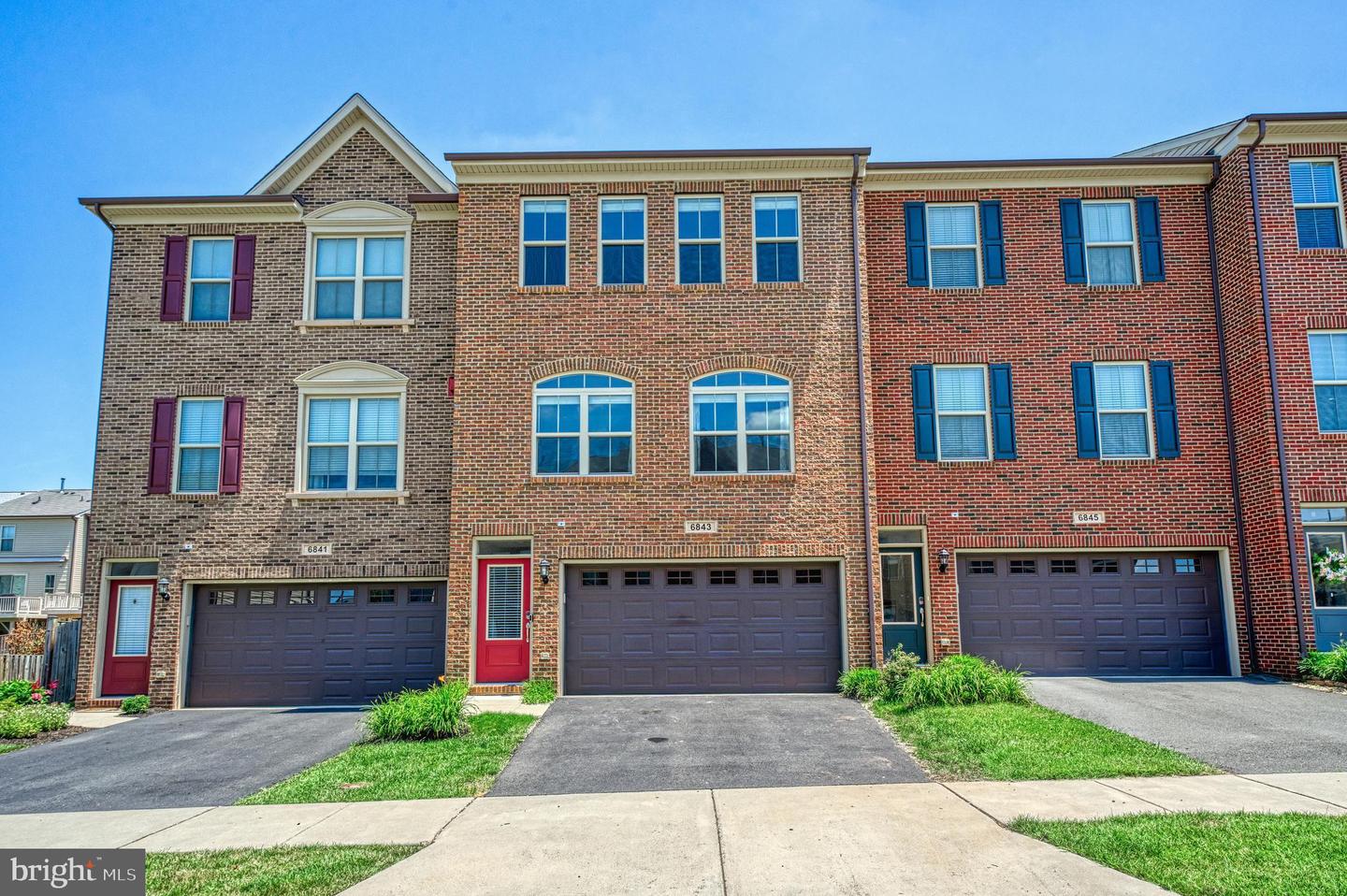 6843 WILLIAM WHITE WAY, HAYMARKET, Virginia 20169, 3 Bedrooms Bedrooms, ,2 BathroomsBathrooms,Residential,For sale,6843 WILLIAM WHITE WAY,VAPW2097356 MLS # VAPW2097356