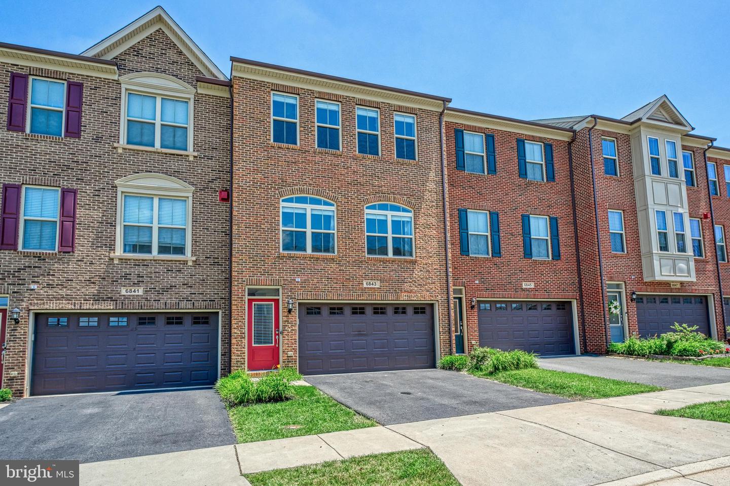 6843 WILLIAM WHITE WAY, HAYMARKET, Virginia 20169, 3 Bedrooms Bedrooms, ,2 BathroomsBathrooms,Residential,For sale,6843 WILLIAM WHITE WAY,VAPW2097356 MLS # VAPW2097356