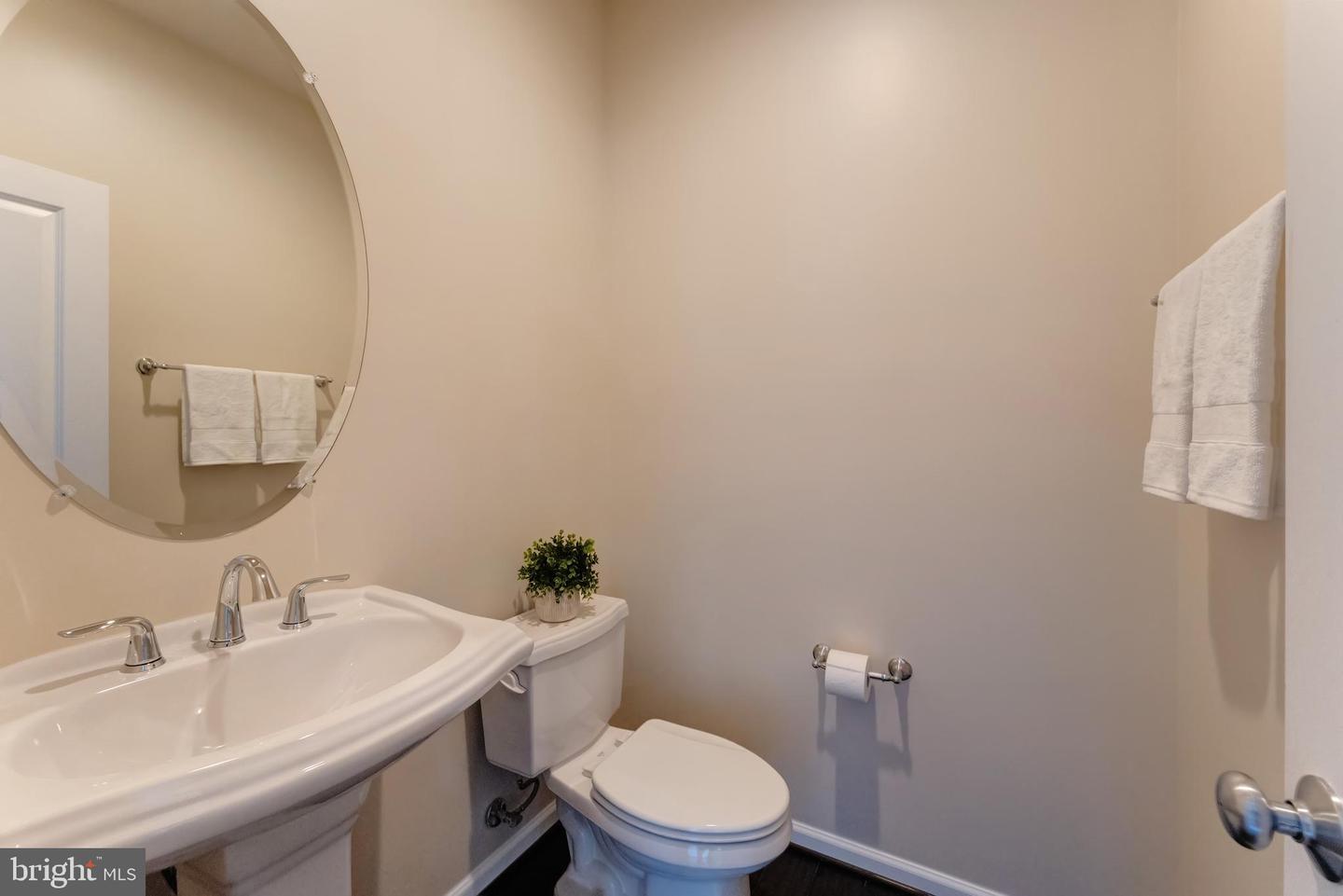 6843 WILLIAM WHITE WAY, HAYMARKET, Virginia 20169, 3 Bedrooms Bedrooms, ,2 BathroomsBathrooms,Residential,For sale,6843 WILLIAM WHITE WAY,VAPW2097356 MLS # VAPW2097356