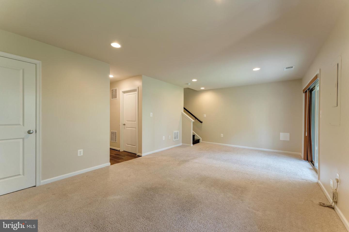 6843 WILLIAM WHITE WAY, HAYMARKET, Virginia 20169, 3 Bedrooms Bedrooms, ,2 BathroomsBathrooms,Residential,For sale,6843 WILLIAM WHITE WAY,VAPW2097356 MLS # VAPW2097356