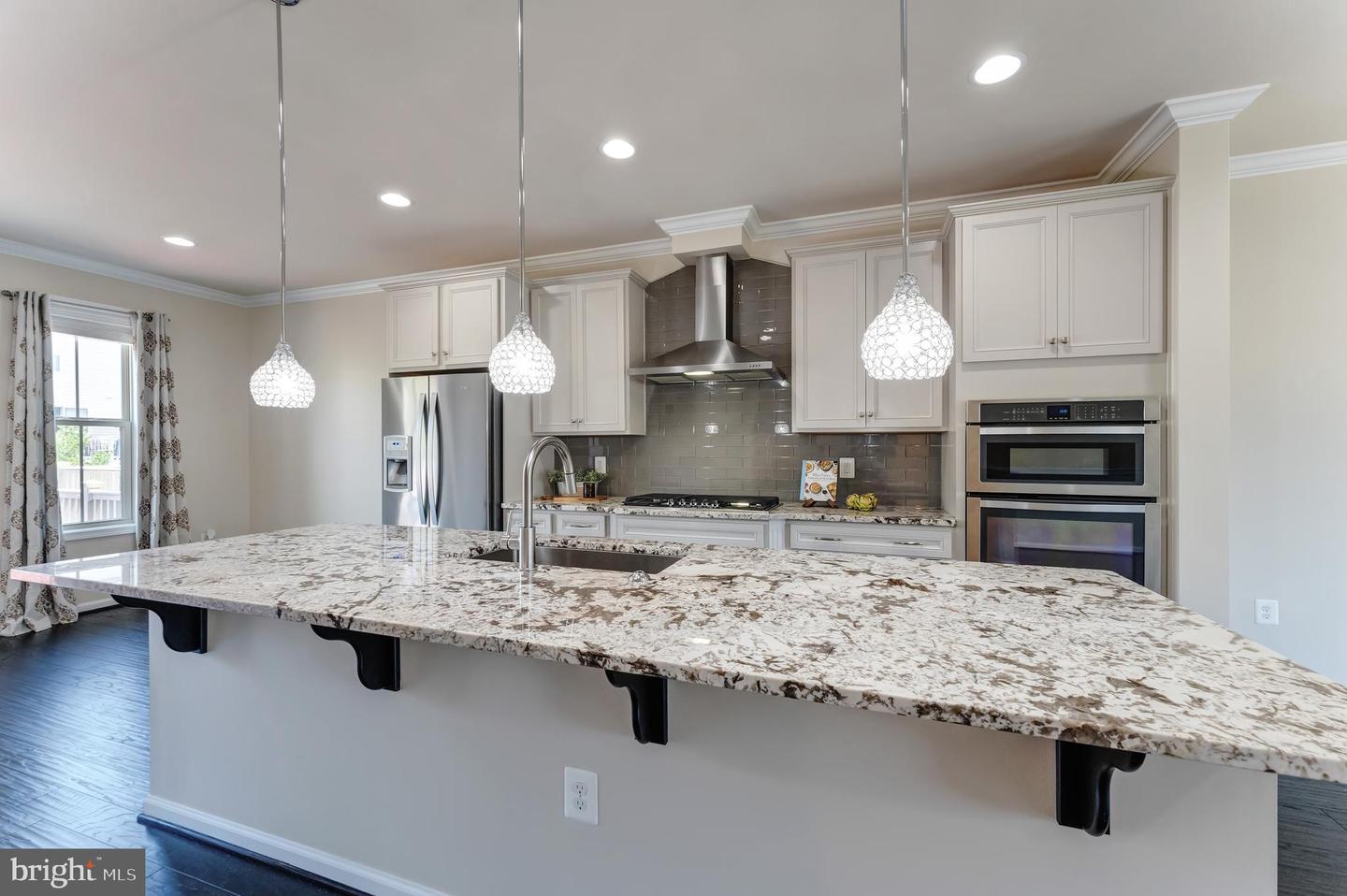 6843 WILLIAM WHITE WAY, HAYMARKET, Virginia 20169, 3 Bedrooms Bedrooms, ,2 BathroomsBathrooms,Residential,For sale,6843 WILLIAM WHITE WAY,VAPW2097356 MLS # VAPW2097356