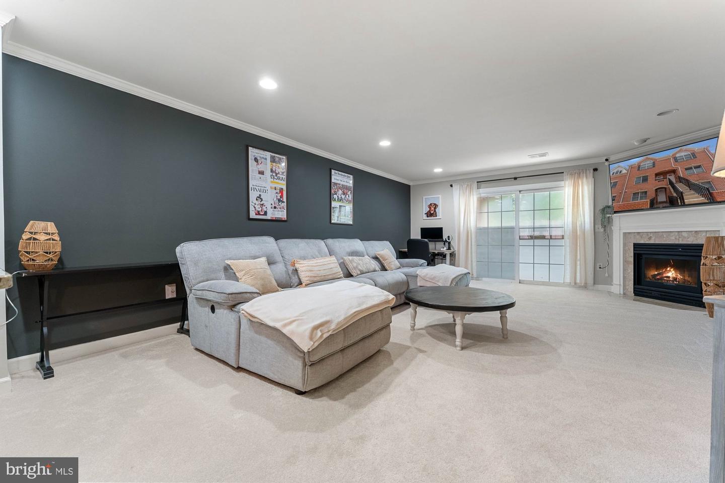 6908 FAIRFAX DR #202, ARLINGTON, Virginia 22213, 2 Bedrooms Bedrooms, ,2 BathroomsBathrooms,Residential,For sale,6908 FAIRFAX DR #202,VAAR2059422 MLS # VAAR2059422