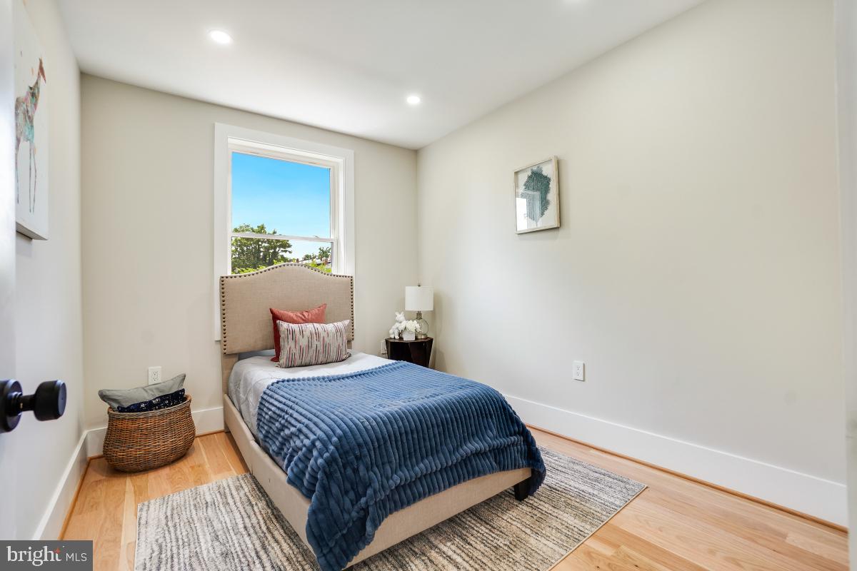 4214 14TH ST NW, WASHINGTON, District Of Columbia 20011, 5 Bedrooms Bedrooms, ,4 BathroomsBathrooms,Residential,For sale,4214 14TH ST NW,DCDC2206332 MLS # DCDC2206332