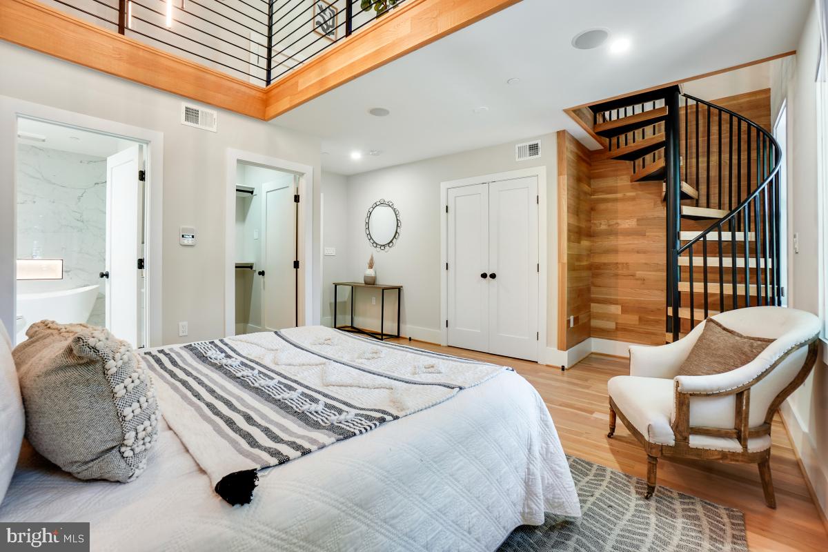 4214 14TH ST NW, WASHINGTON, District Of Columbia 20011, 5 Bedrooms Bedrooms, ,4 BathroomsBathrooms,Residential,For sale,4214 14TH ST NW,DCDC2206332 MLS # DCDC2206332