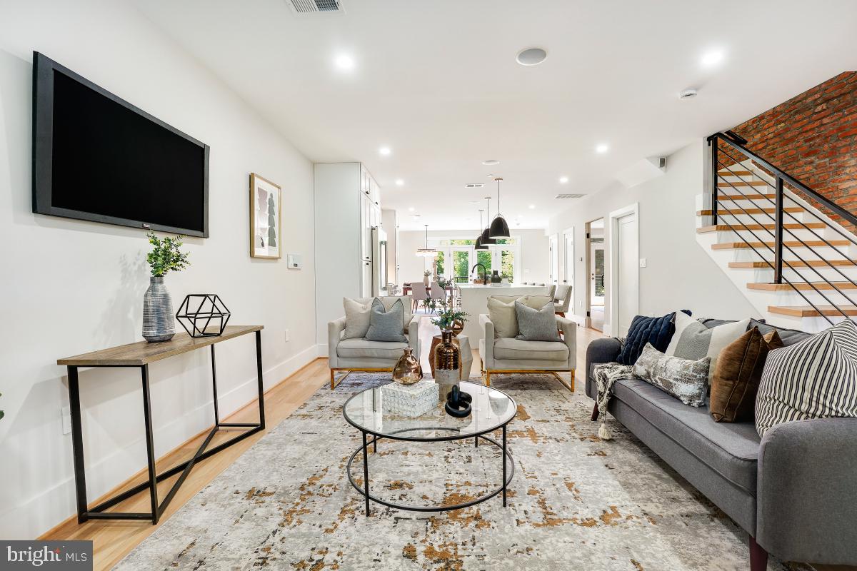 4214 14TH ST NW, WASHINGTON, District Of Columbia 20011, 5 Bedrooms Bedrooms, ,4 BathroomsBathrooms,Residential,For sale,4214 14TH ST NW,DCDC2206332 MLS # DCDC2206332