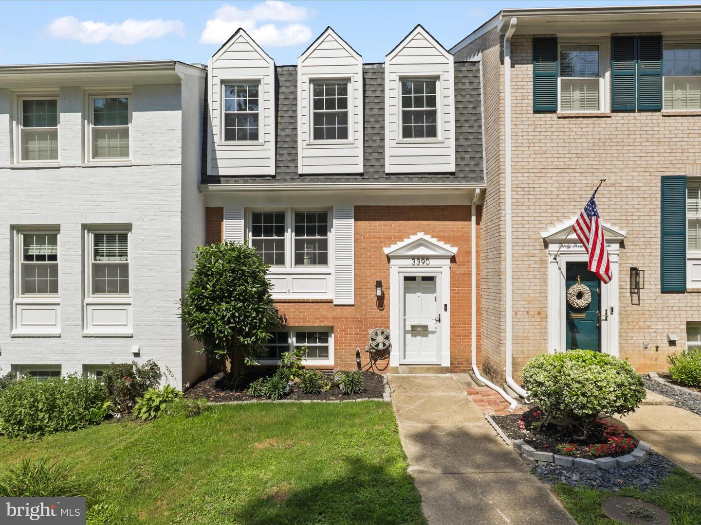 3390 WHIPPLE CT, ANNANDALE, Virginia 22003, 3 Bedrooms Bedrooms, ,2 BathroomsBathrooms,Residential,For sale,3390 WHIPPLE CT,VAFX2249514 MLS # VAFX2249514