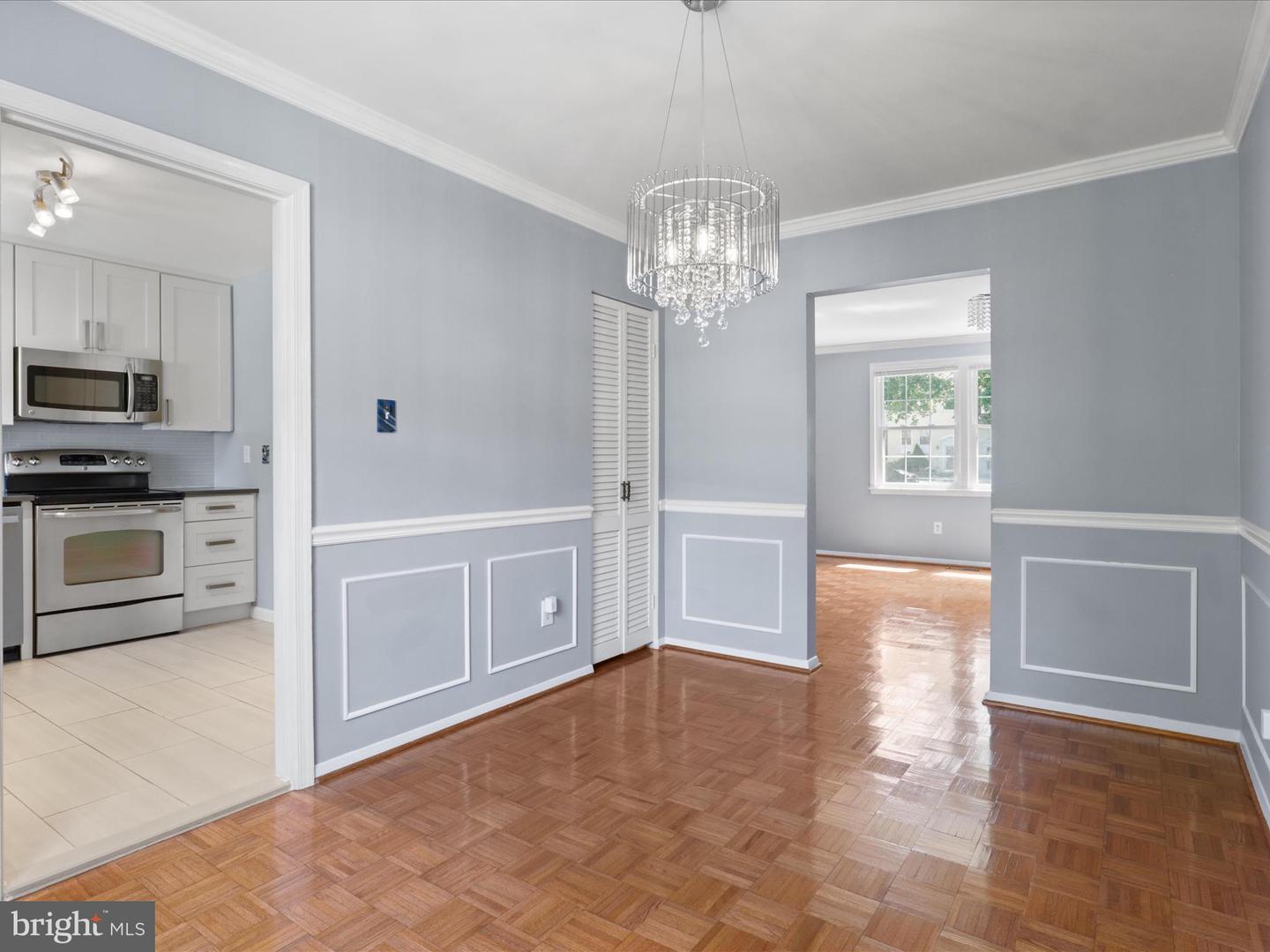 3390 WHIPPLE CT, ANNANDALE, Virginia 22003, 3 Bedrooms Bedrooms, ,2 BathroomsBathrooms,Residential,For sale,3390 WHIPPLE CT,VAFX2249514 MLS # VAFX2249514