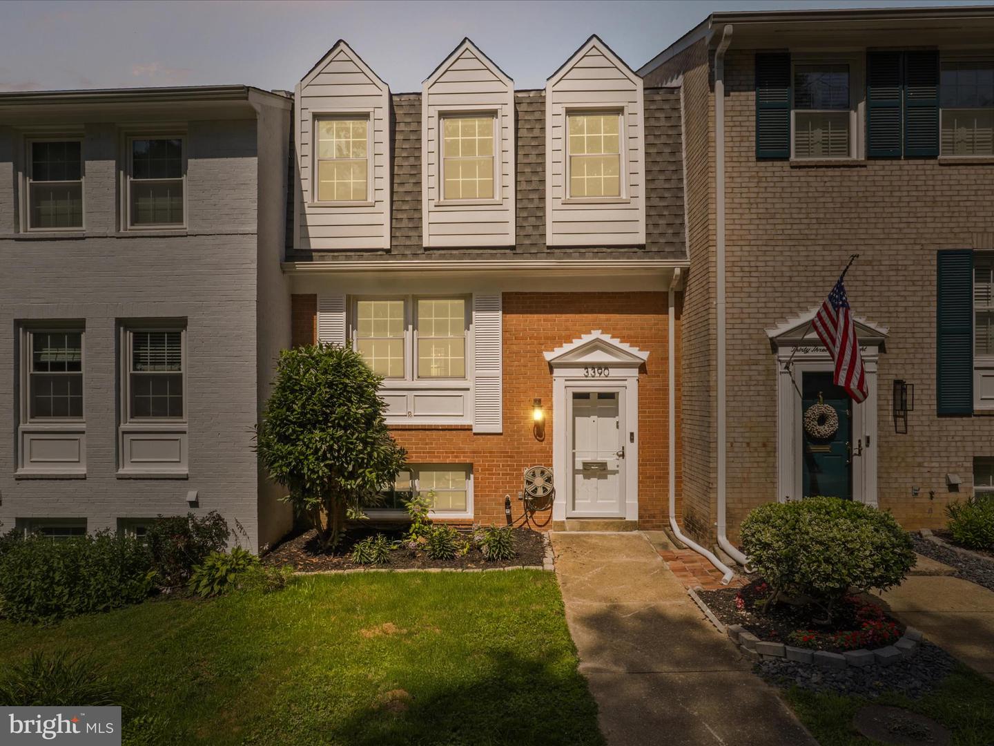 3390 WHIPPLE CT, ANNANDALE, Virginia 22003, 3 Bedrooms Bedrooms, ,2 BathroomsBathrooms,Residential,For sale,3390 WHIPPLE CT,VAFX2249514 MLS # VAFX2249514