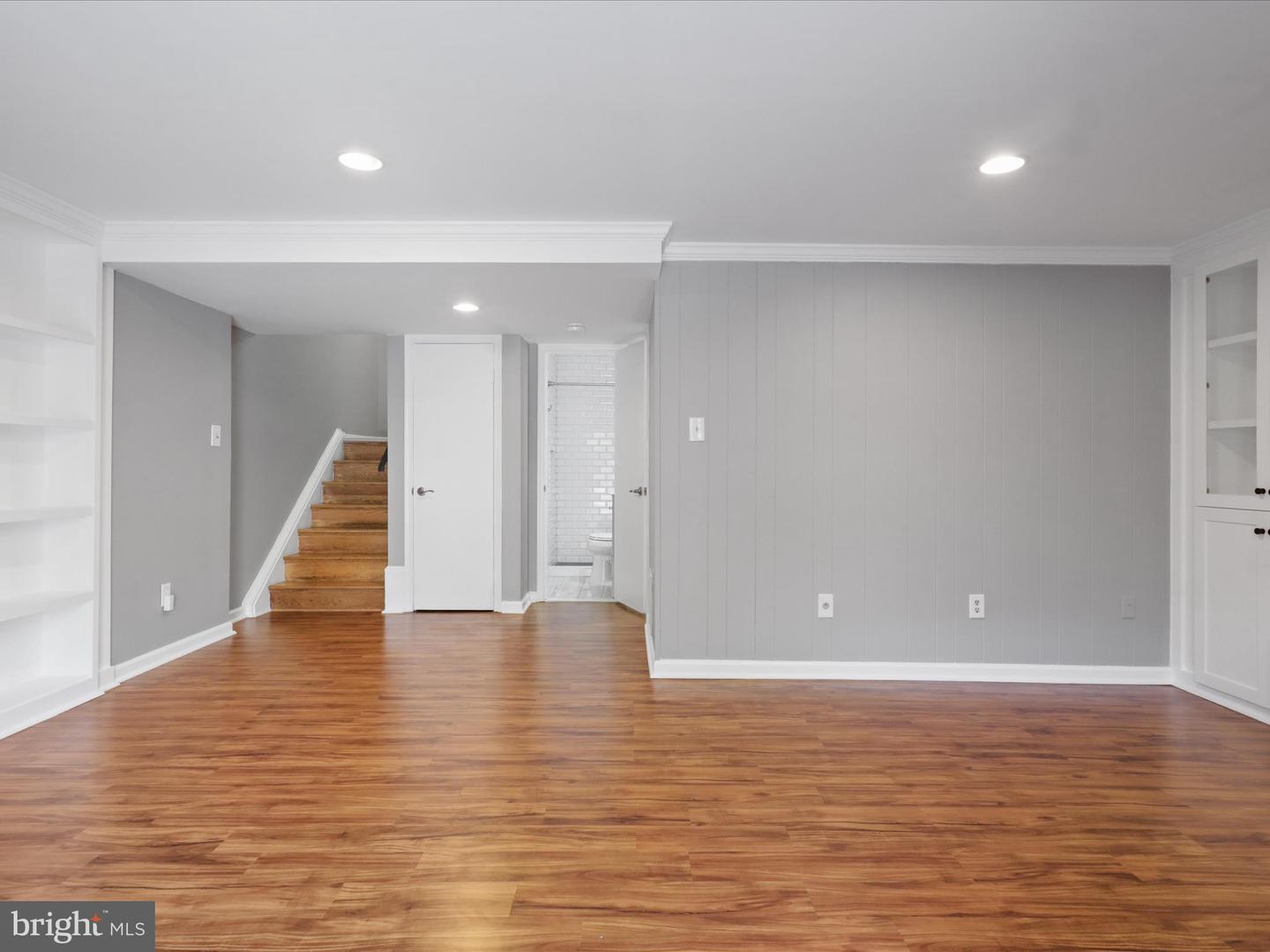 3390 WHIPPLE CT, ANNANDALE, Virginia 22003, 3 Bedrooms Bedrooms, ,2 BathroomsBathrooms,Residential,For sale,3390 WHIPPLE CT,VAFX2249514 MLS # VAFX2249514