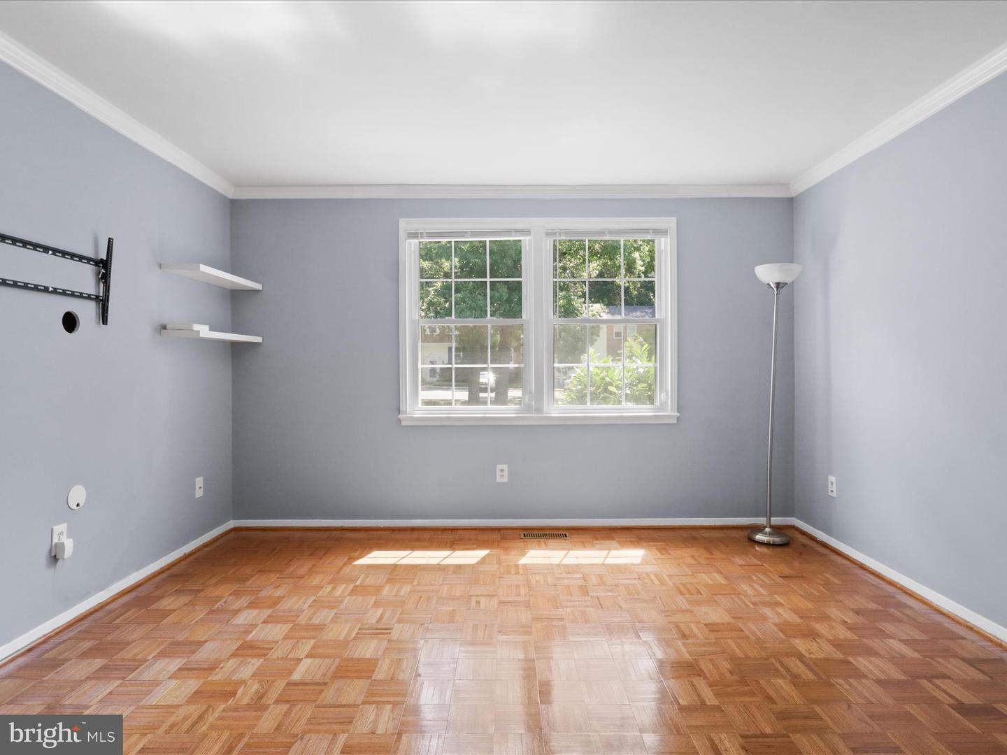 3390 WHIPPLE CT, ANNANDALE, Virginia 22003, 3 Bedrooms Bedrooms, ,2 BathroomsBathrooms,Residential,For sale,3390 WHIPPLE CT,VAFX2249514 MLS # VAFX2249514