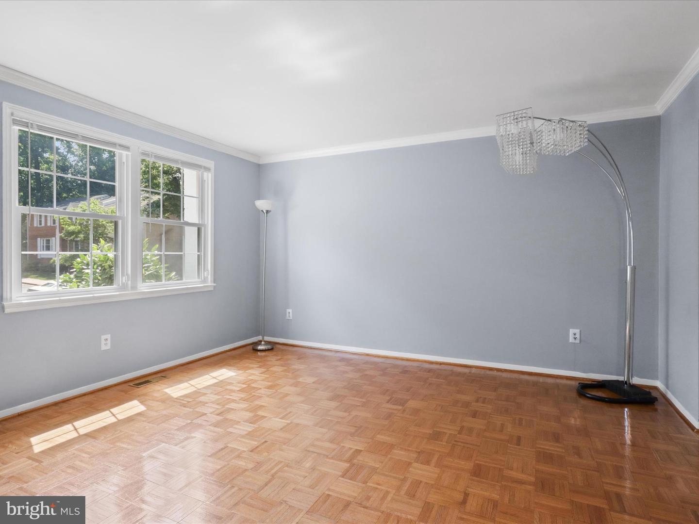 3390 WHIPPLE CT, ANNANDALE, Virginia 22003, 3 Bedrooms Bedrooms, ,2 BathroomsBathrooms,Residential,For sale,3390 WHIPPLE CT,VAFX2249514 MLS # VAFX2249514