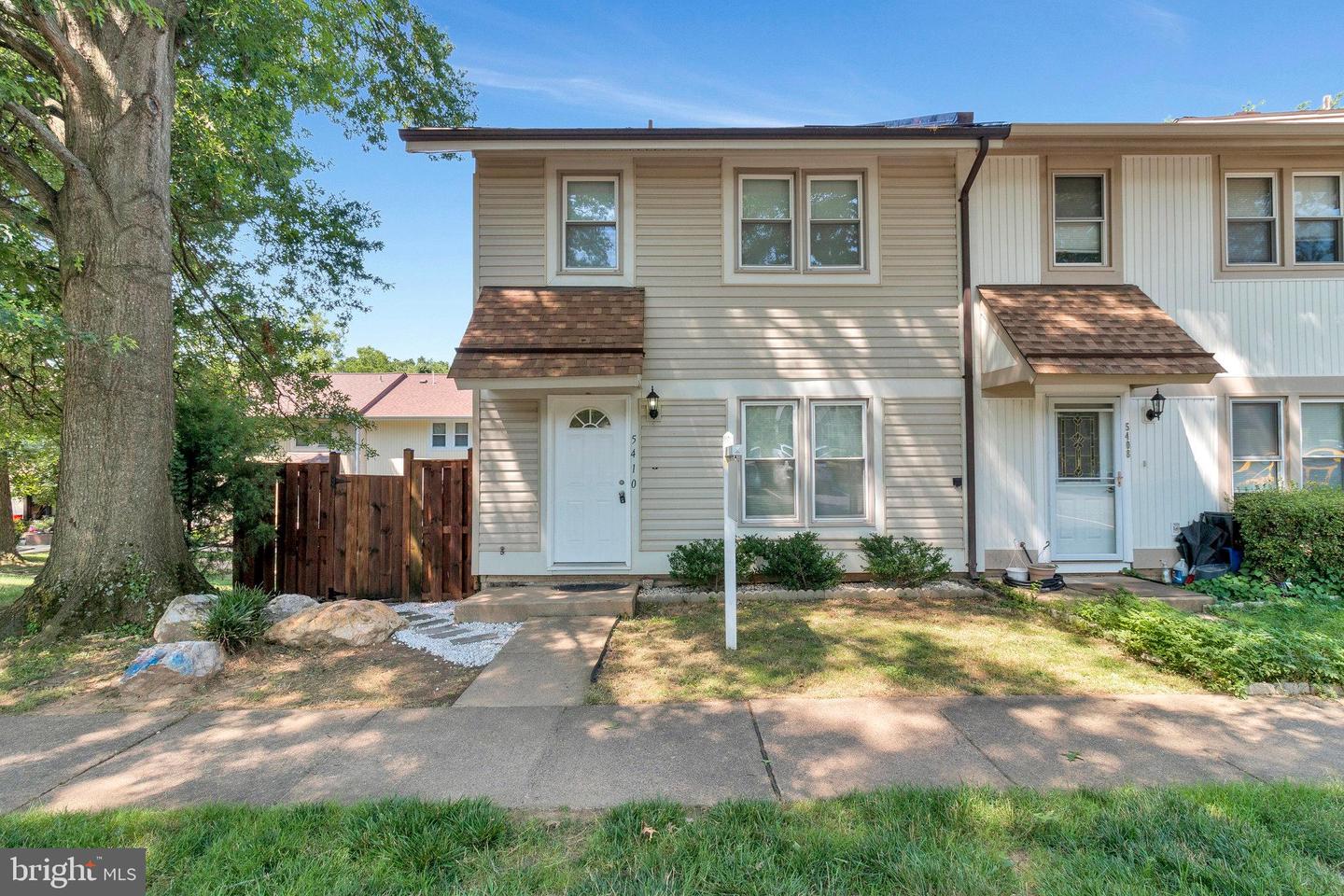 5410 CROSSRAIL DR, BURKE, Virginia 22015, 3 Bedrooms Bedrooms, ,3 BathroomsBathrooms,Residential,For sale,5410 CROSSRAIL DR,VAFX2249532 MLS # VAFX2249532