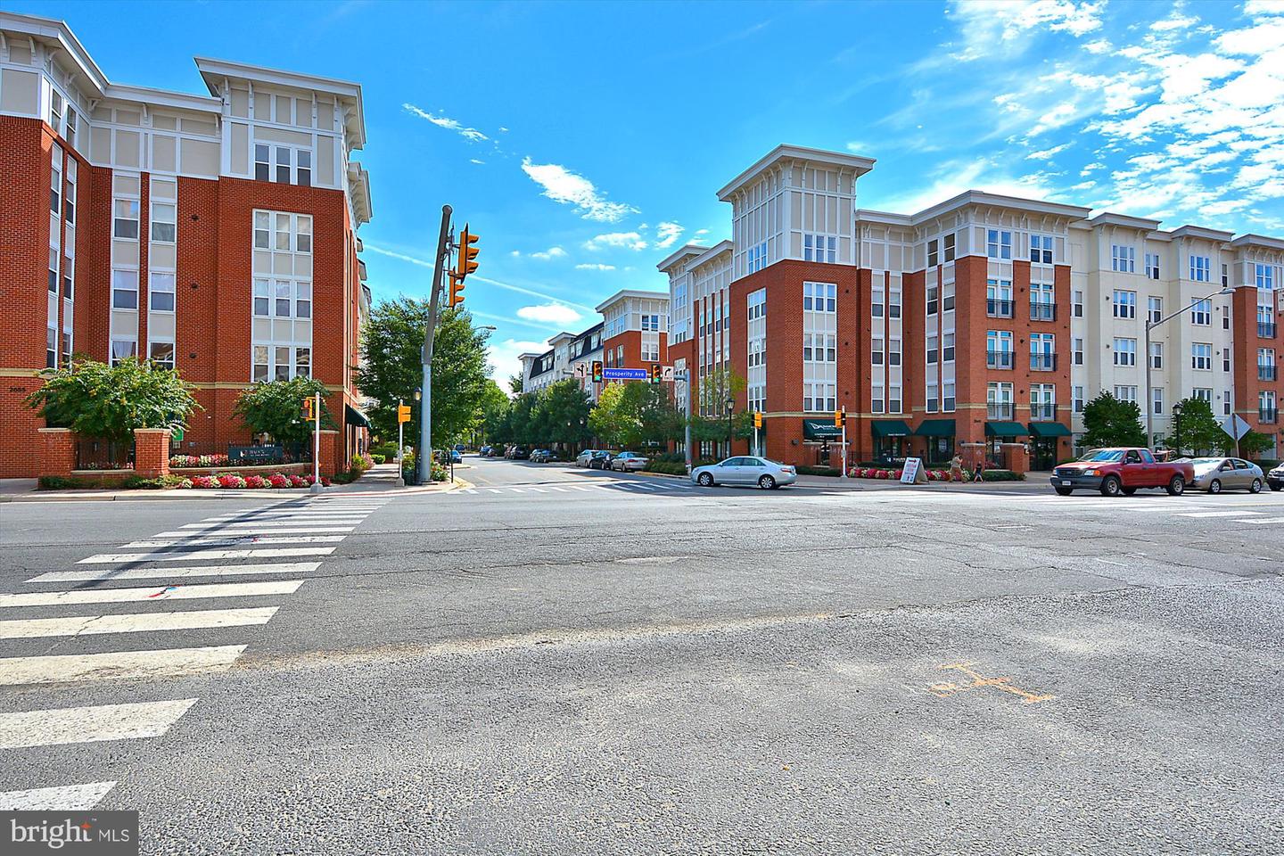 2655 PROSPERITY AVE #100, FAIRFAX, Virginia 22031, 2 Bedrooms Bedrooms, ,1 BathroomBathrooms,Residential,For sale,2655 PROSPERITY AVE #100,VAFX2249810 MLS # VAFX2249810