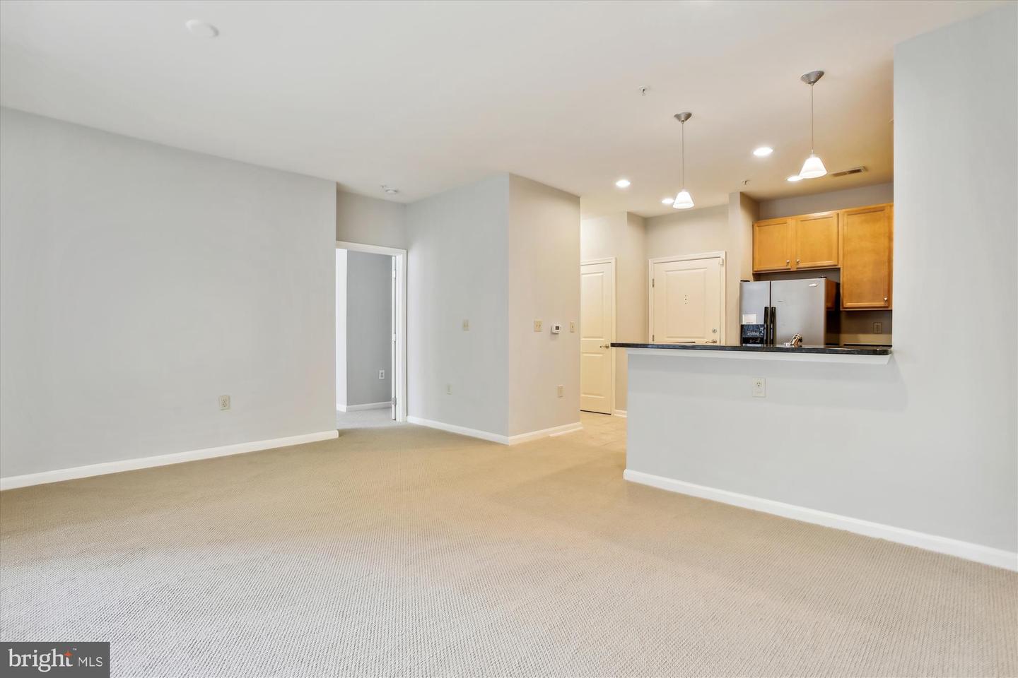 2655 PROSPERITY AVE #100, FAIRFAX, Virginia 22031, 2 Bedrooms Bedrooms, ,1 BathroomBathrooms,Residential,For sale,2655 PROSPERITY AVE #100,VAFX2249810 MLS # VAFX2249810
